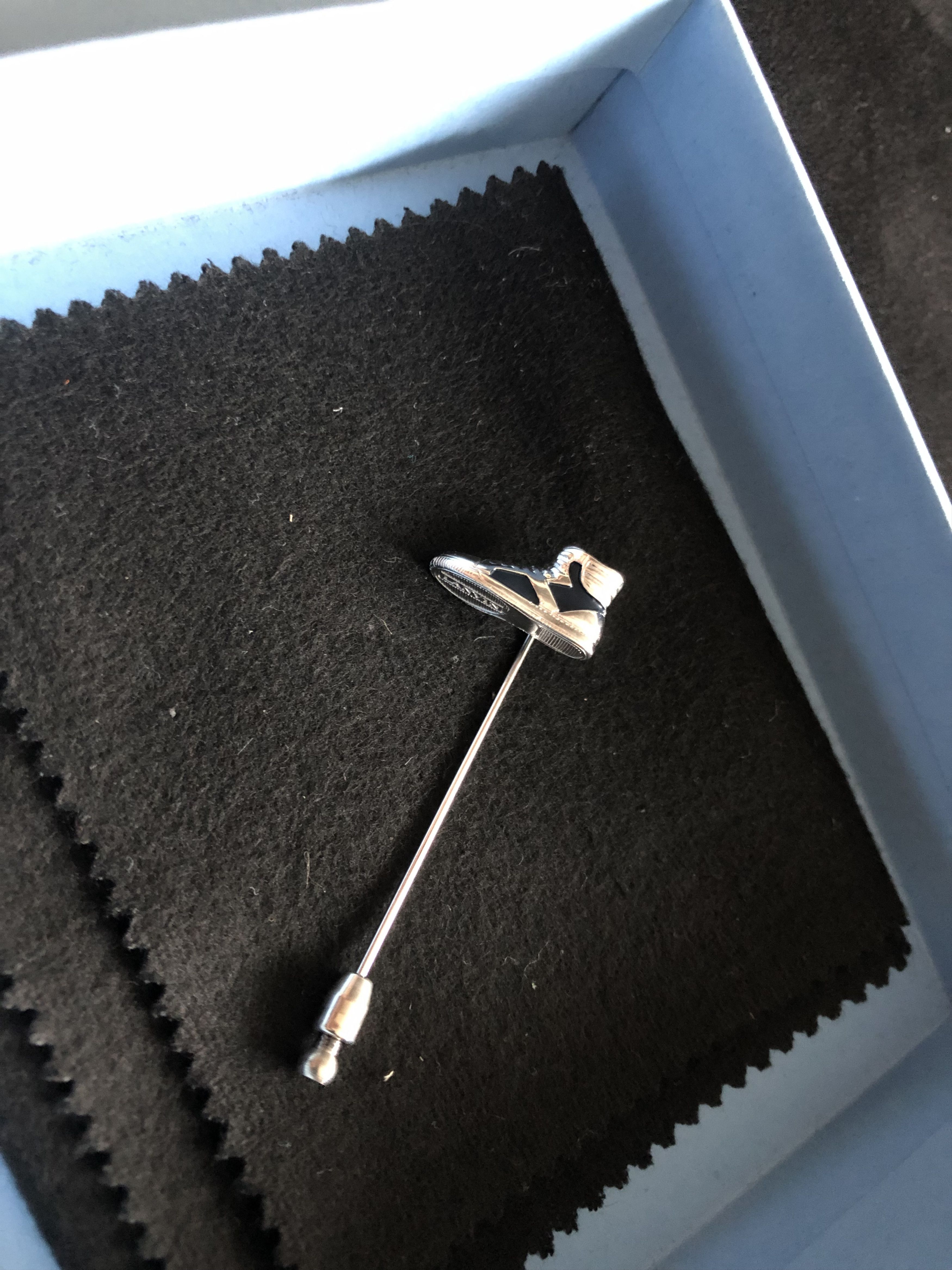 Lanvin Lanvin Tie Pin Rhodium rising shoes Size ONE SIZE - 1 Thumbnail