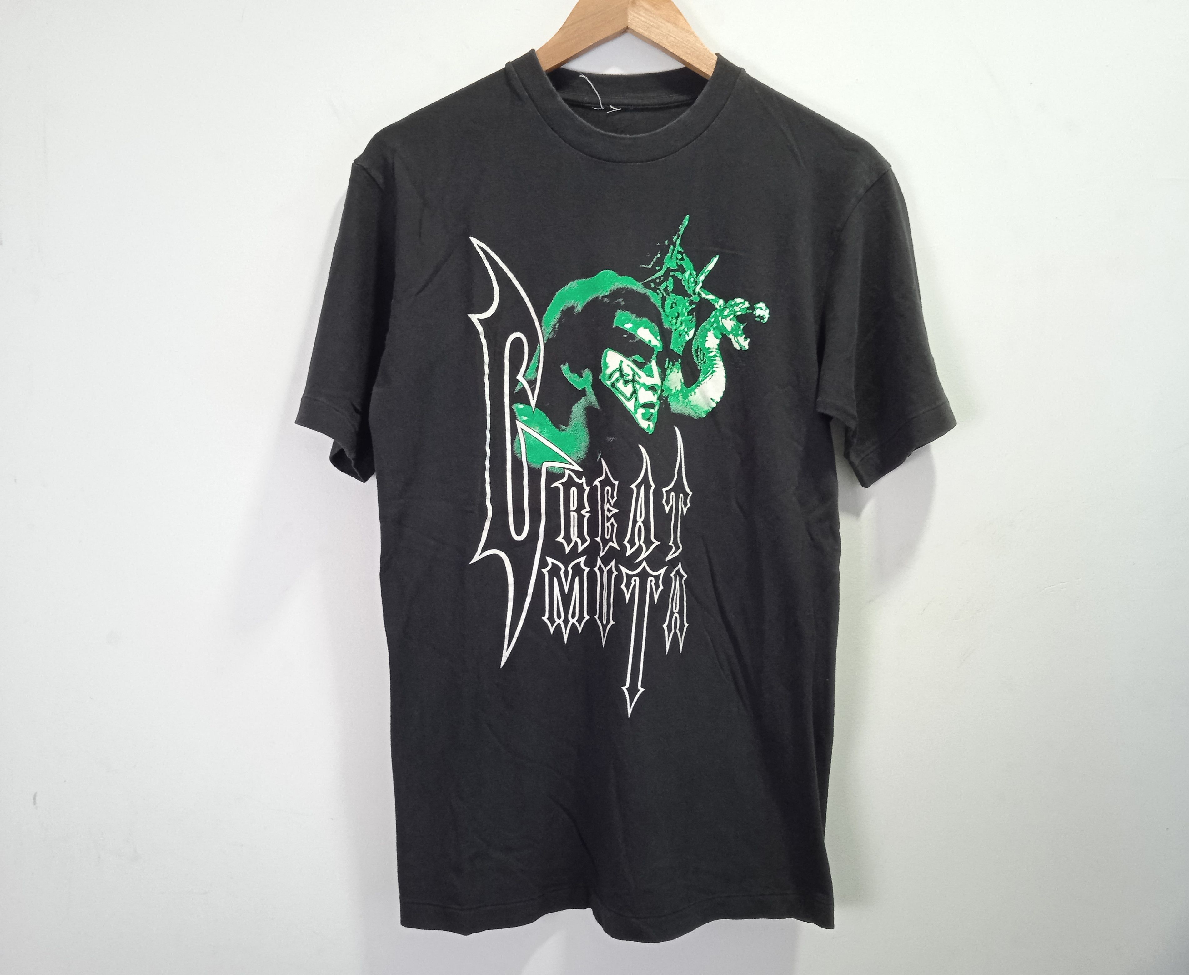 image of Vintage 90's Njpw The Great Muta T-Shirt in Black, Men's (Size Small)
