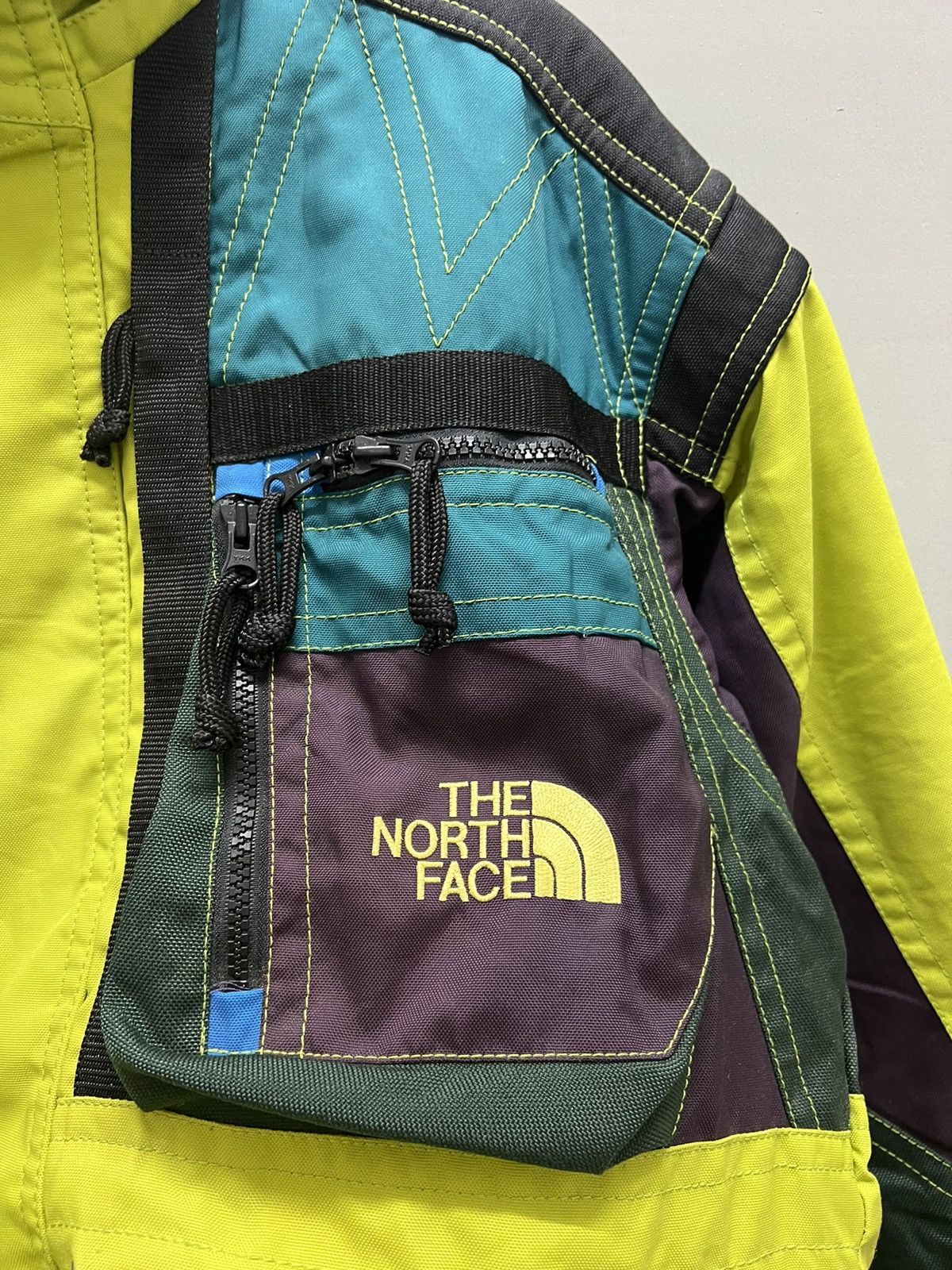 The North Face Vintage 90's The North Face Colourblock Gorp Jacket Size US L / EU 52-54 / 3 - 4 Thumbnail