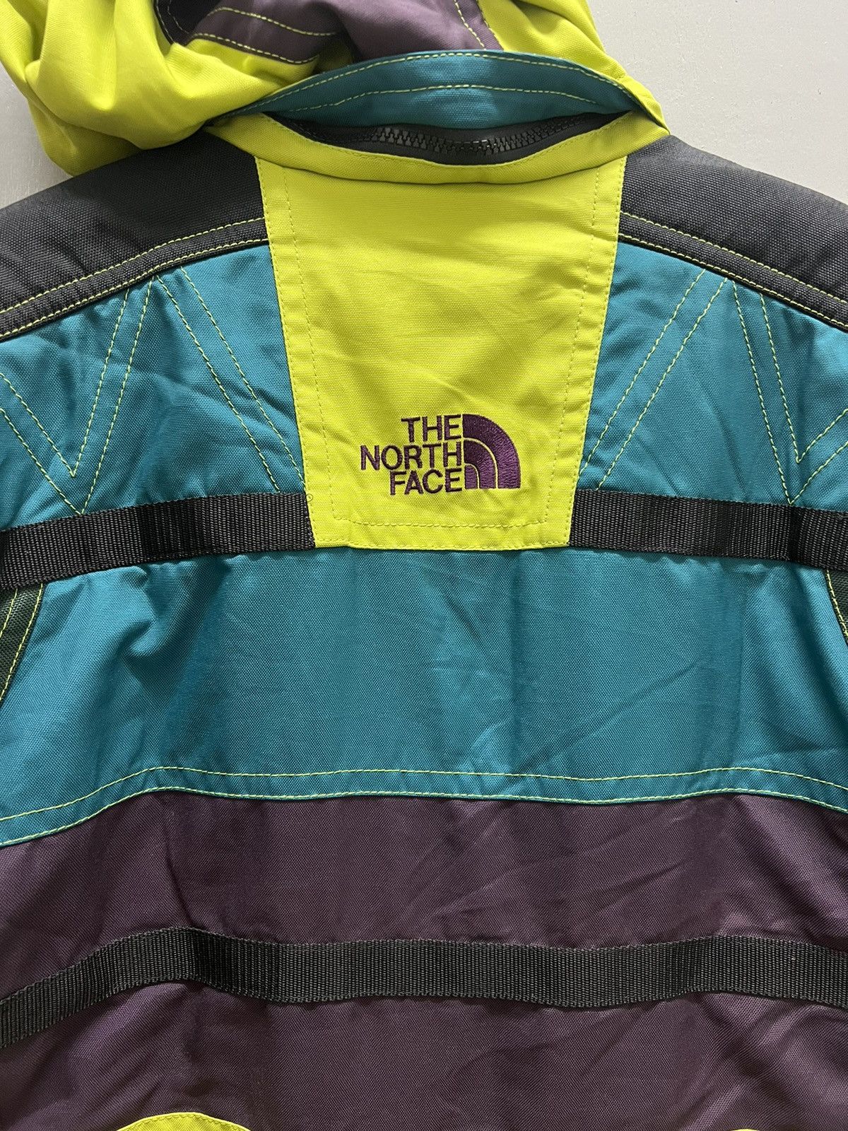 The North Face Vintage 90's The North Face Colourblock Gorp Jacket Size US L / EU 52-54 / 3 - 9 Thumbnail