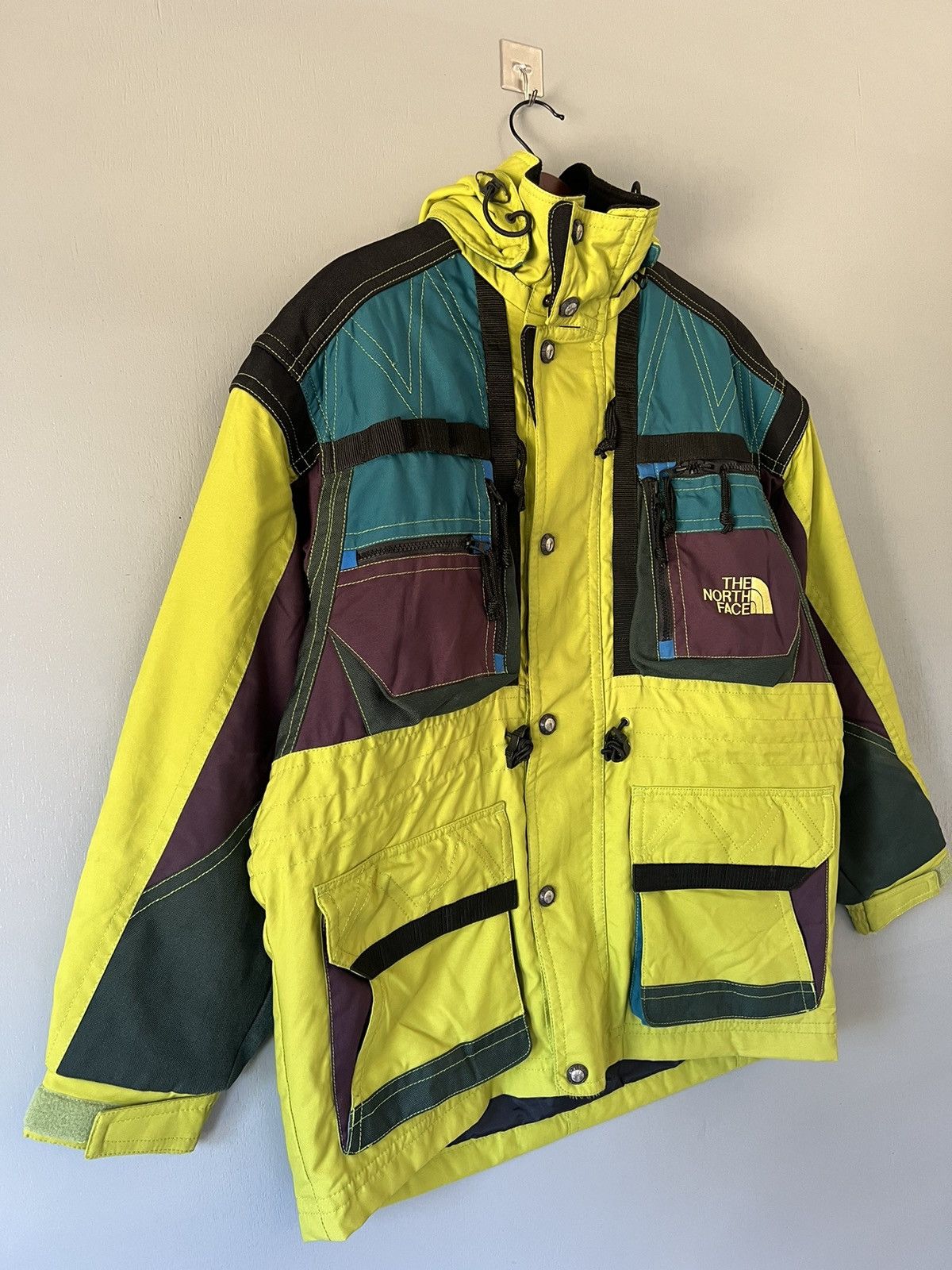 The North Face Vintage 90's The North Face Colourblock Gorp Jacket Size US L / EU 52-54 / 3 - 2 Thumbnail