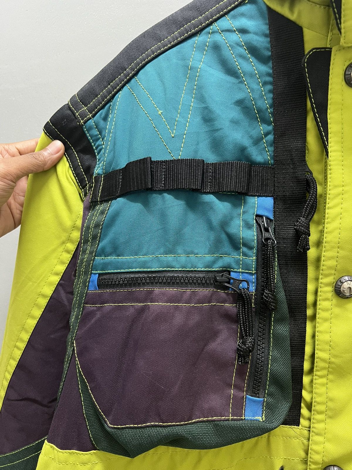 The North Face Vintage 90's The North Face Colourblock Gorp Jacket Size US L / EU 52-54 / 3 - 5 Thumbnail