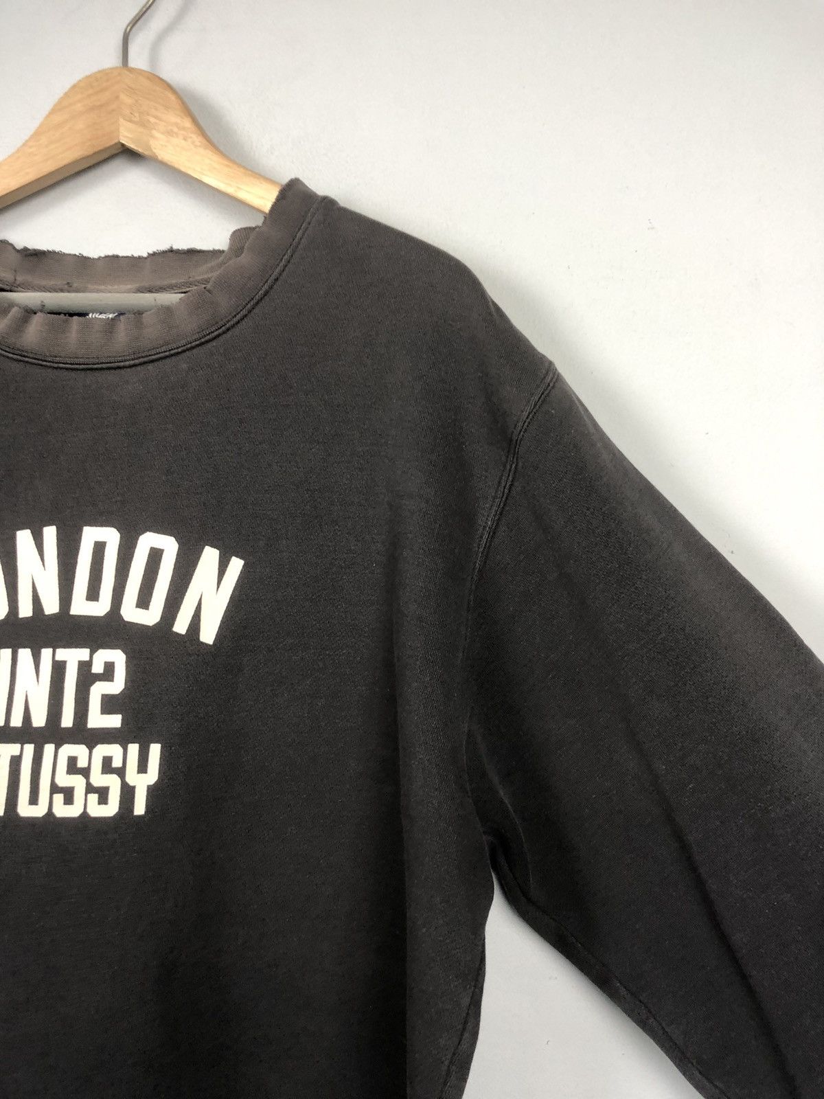 Other × Stussy Stussy London International Distressed Sweatshirt Size US L / EU 52-54 / 3 - 4 Thumbnail