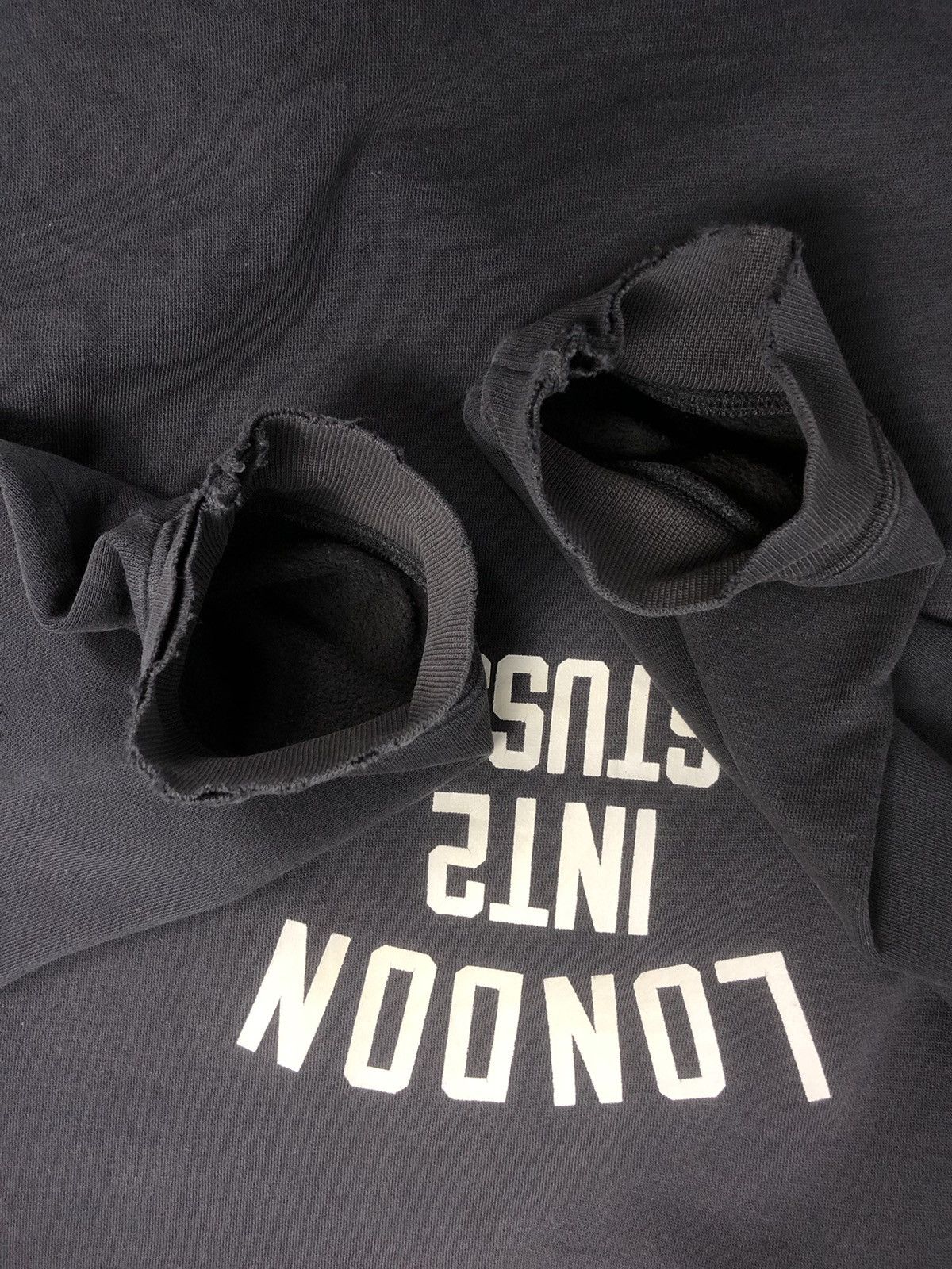 Other × Stussy Stussy London International Distressed Sweatshirt Size US L / EU 52-54 / 3 - 14 Thumbnail
