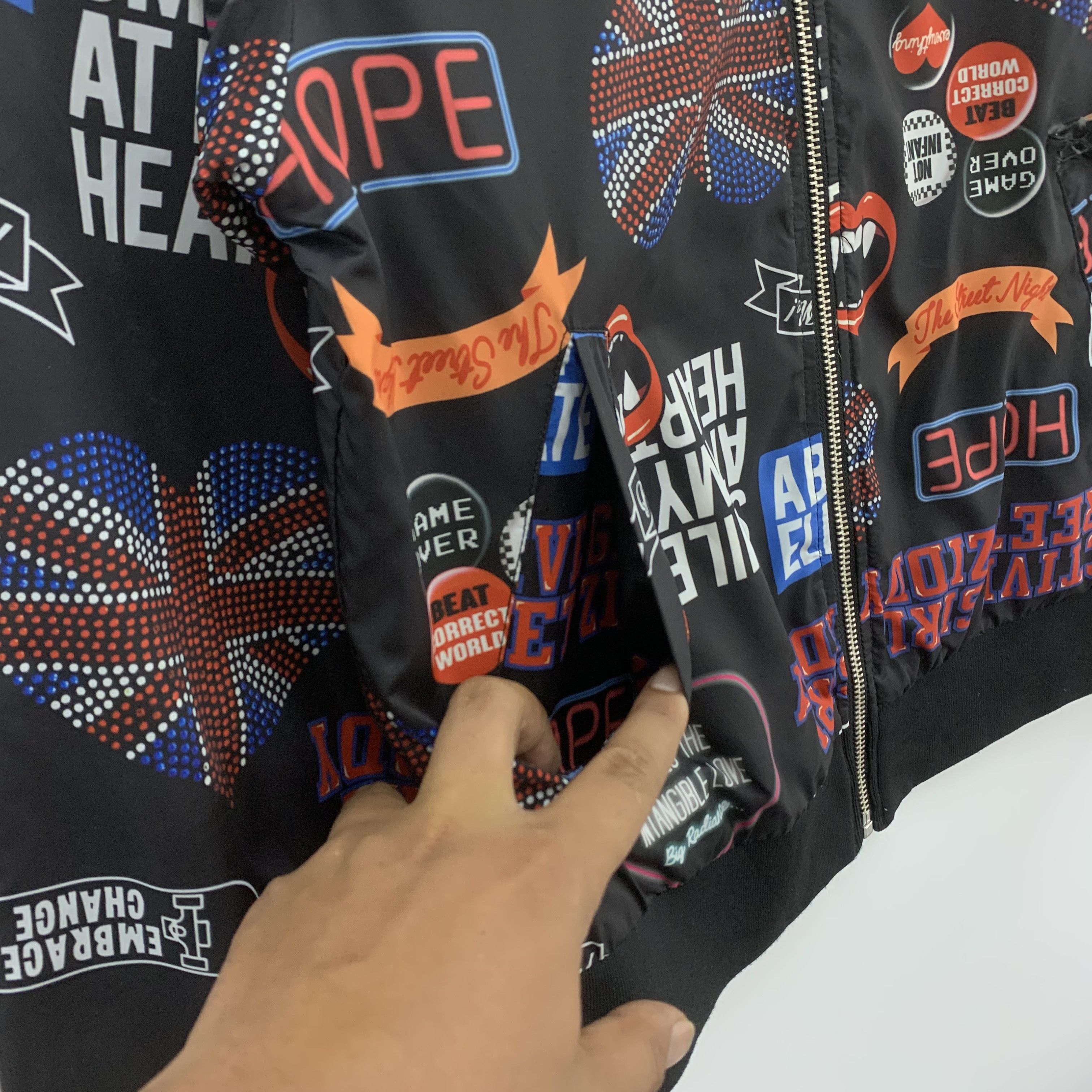 Japanese Brand Reversible Windbreaker Jacket Full Print Embroidered Size US S / EU 44-46 / 1 - 10 Thumbnail
