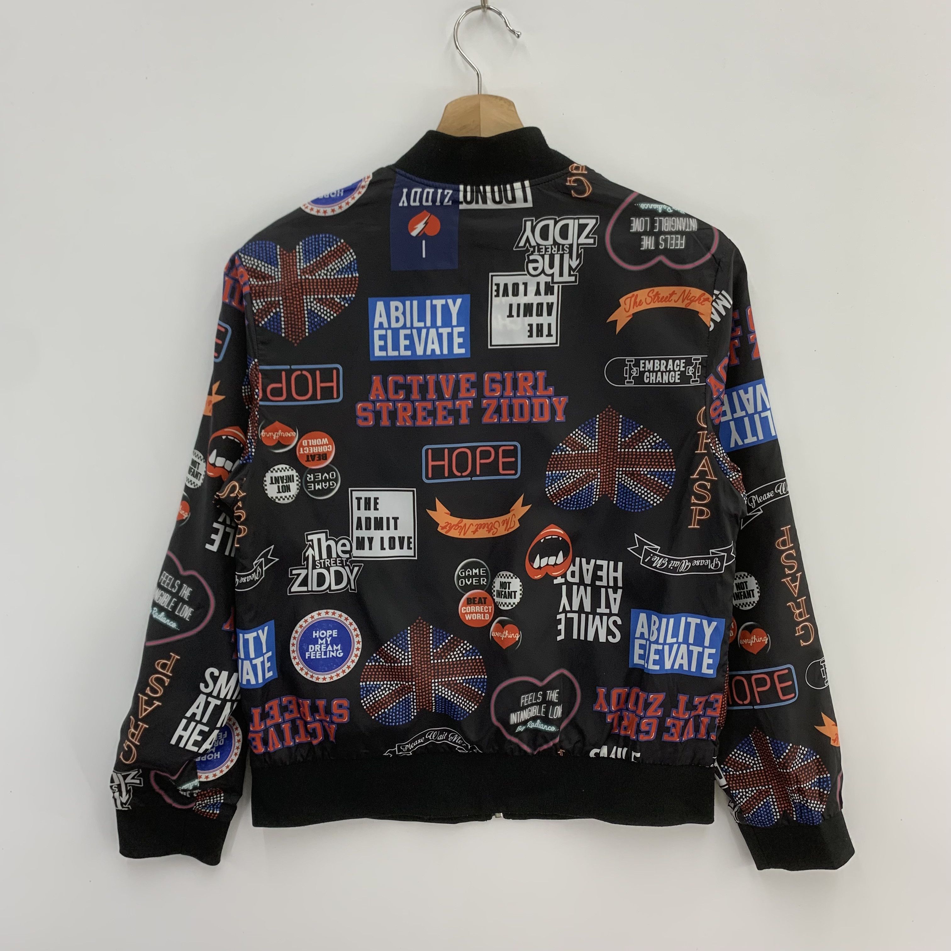 Japanese Brand Reversible Windbreaker Jacket Full Print Embroidered Size US S / EU 44-46 / 1 - 2 Thumbnail