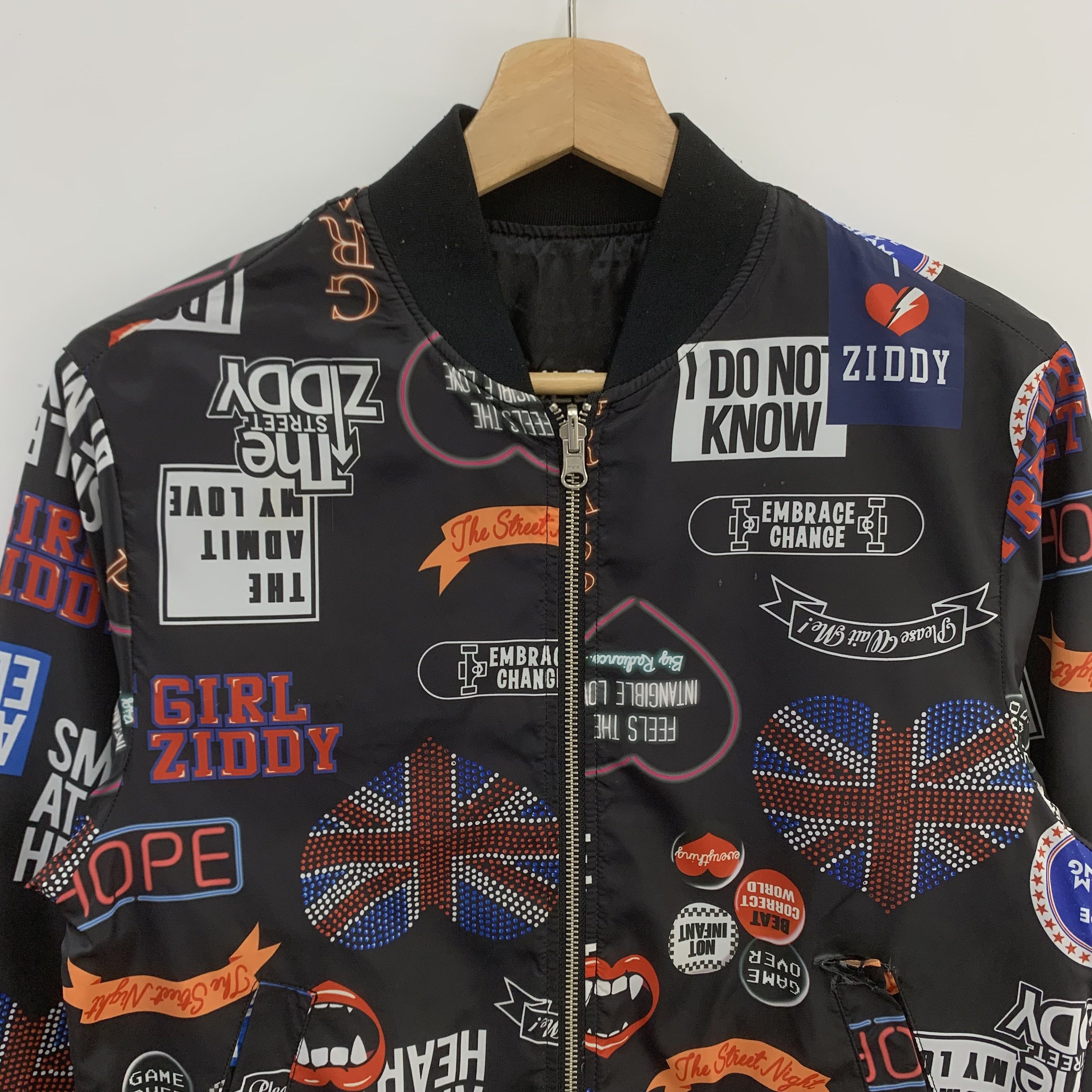 Japanese Brand Reversible Windbreaker Jacket Full Print Embroidered Size US S / EU 44-46 / 1 - 3 Thumbnail