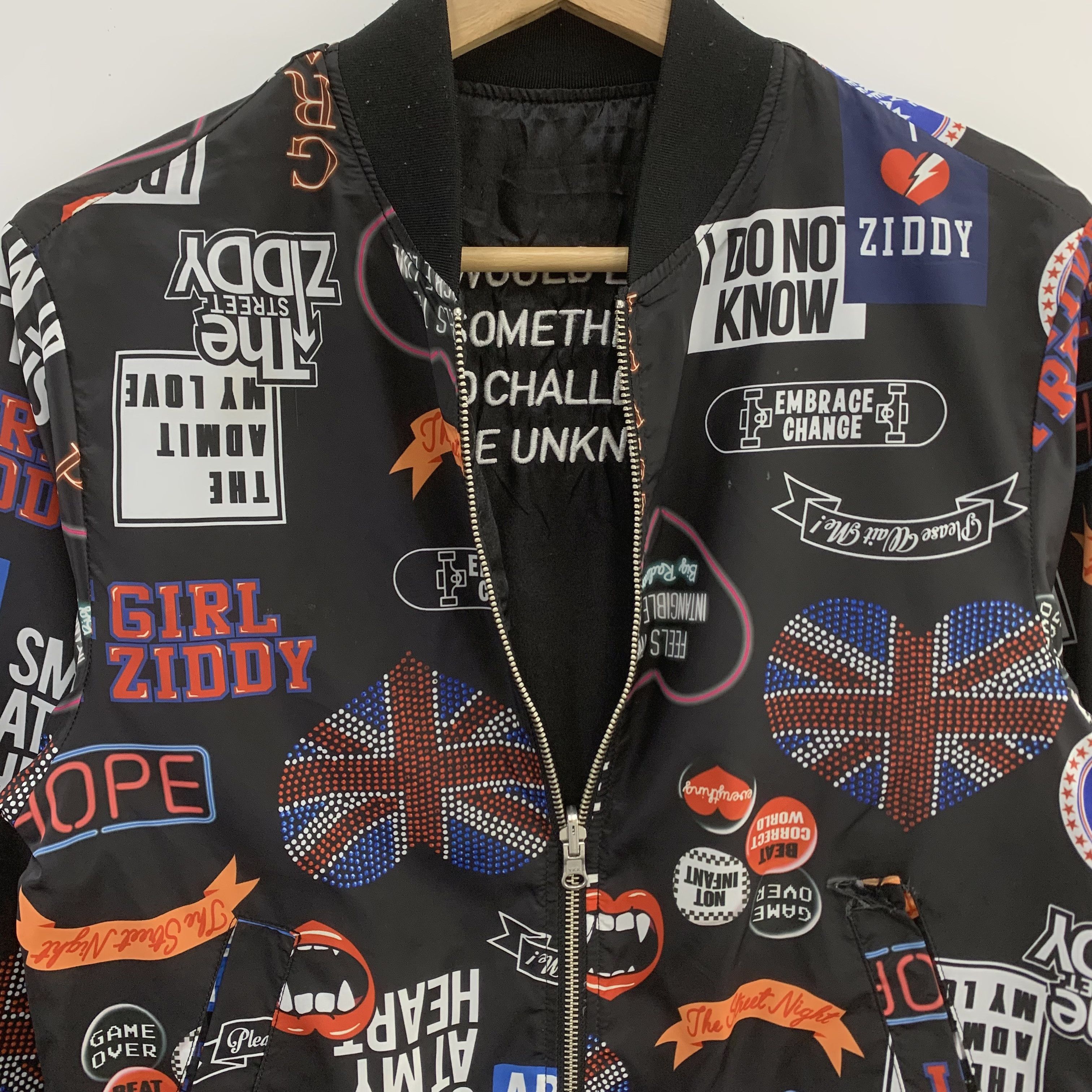 Japanese Brand Reversible Windbreaker Jacket Full Print Embroidered Size US S / EU 44-46 / 1 - 6 Thumbnail