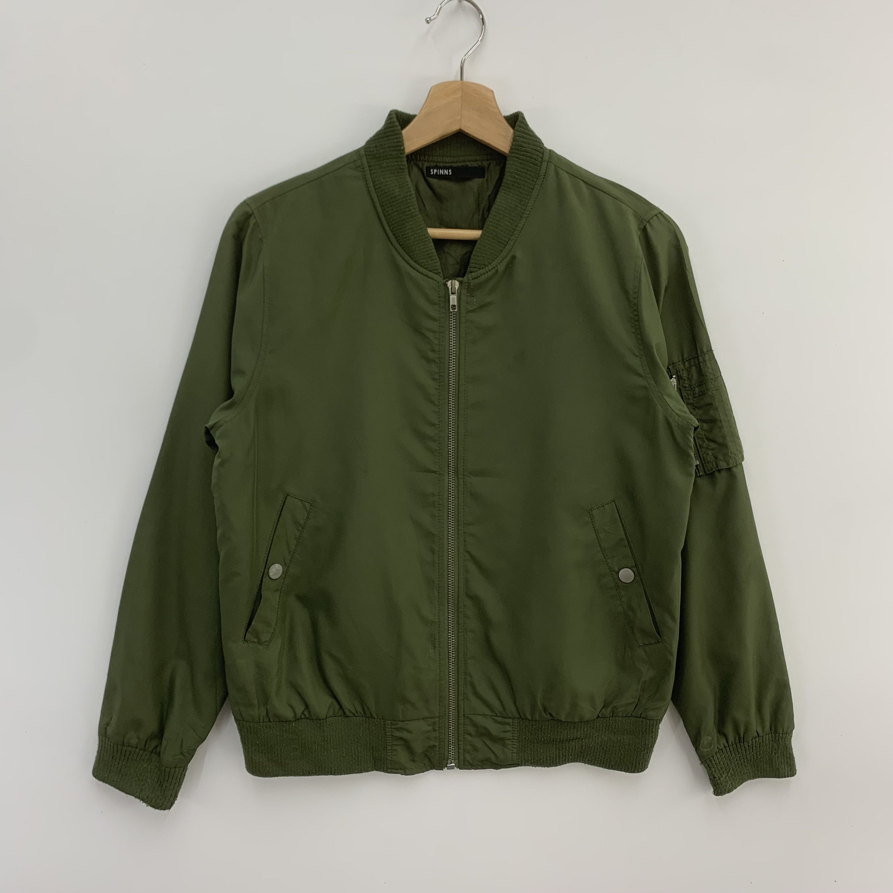 Japanese Brand Spinns Bomber Jacket Army Green Military Size US M / EU 48-50 / 2 - 1 Thumbnail