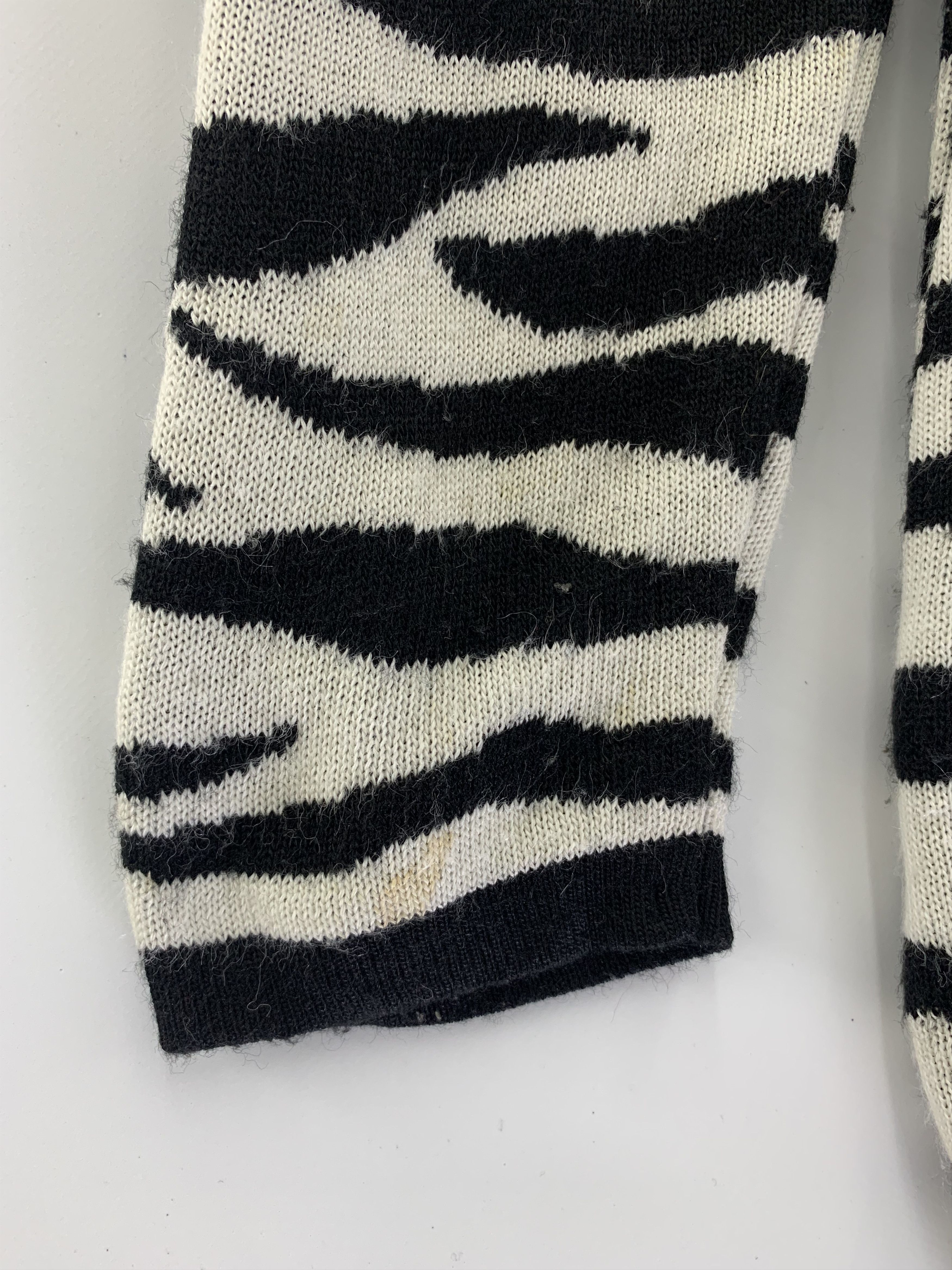 Andreluciano Andre Luciano Wool Knit Sweater Leopard Pattern Size US M / EU 48-50 / 2 - 7 Thumbnail