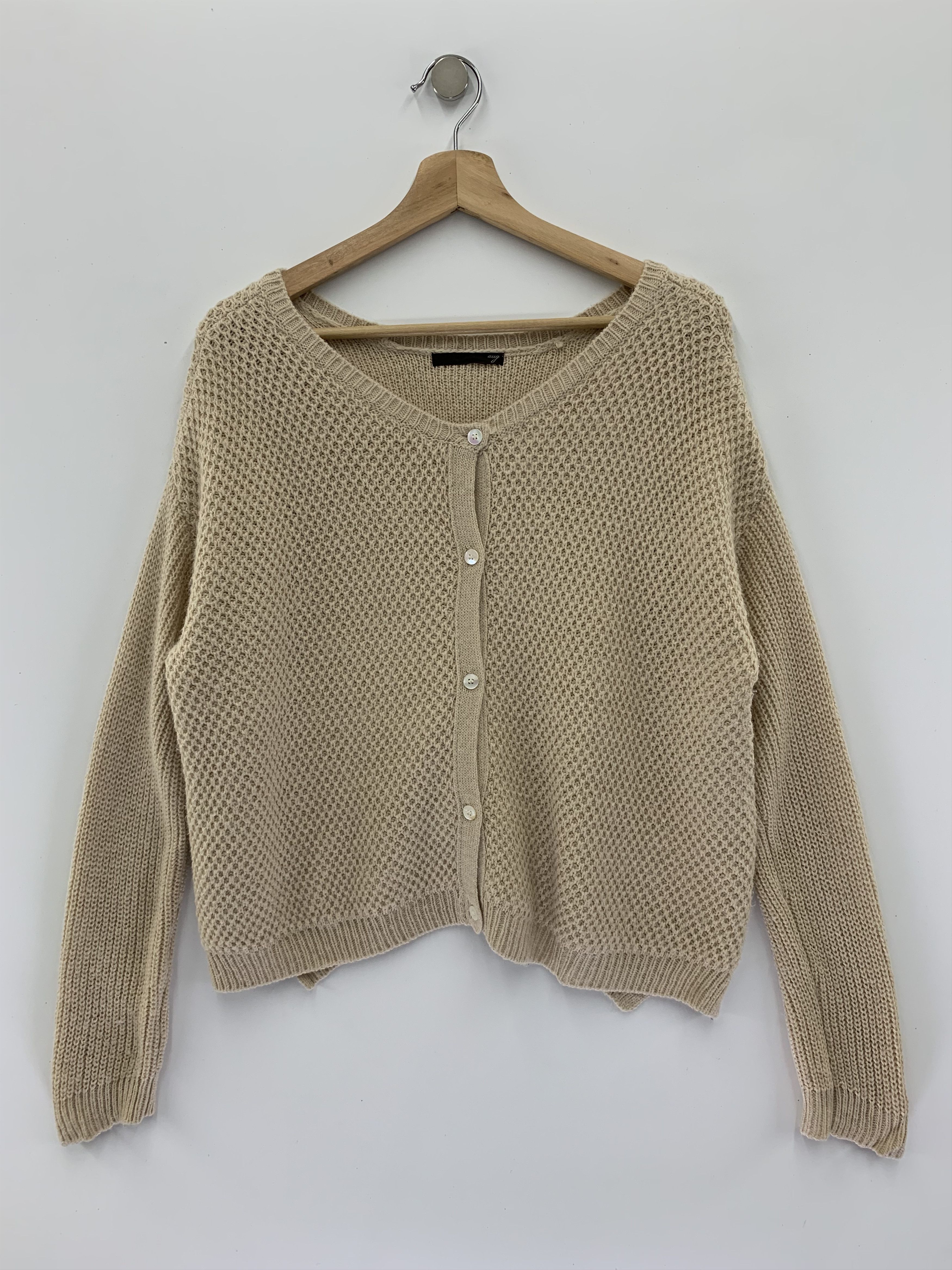 Japanese Brand Vintage aug Wool Knit Crochet Tank Top Wool Sweater Size US XS / EU 42 / 0 - 1 Thumbnail