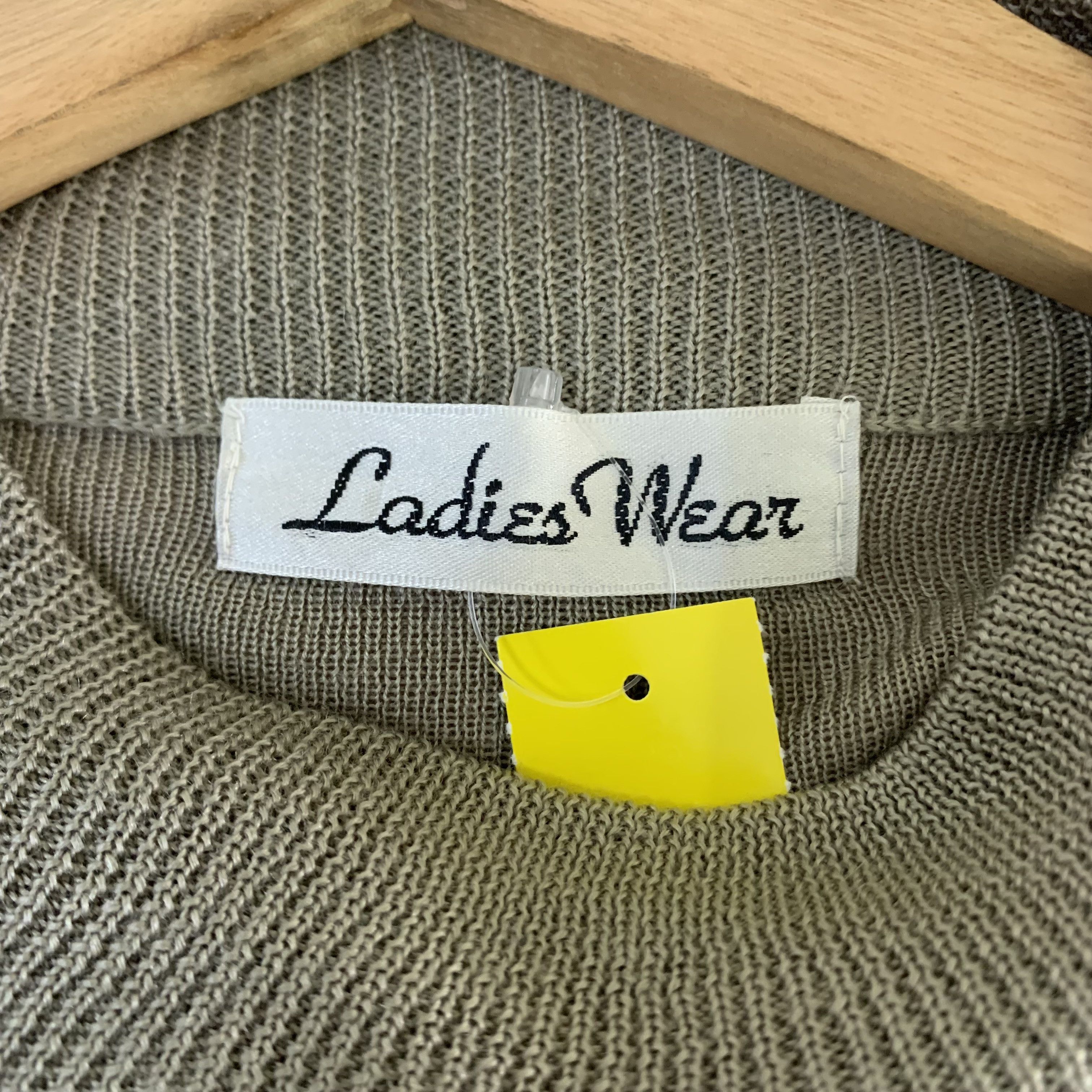 Japanese Brand Vintage 90s Ladies Wear knit shirt Size ONE SIZE - 3 Thumbnail