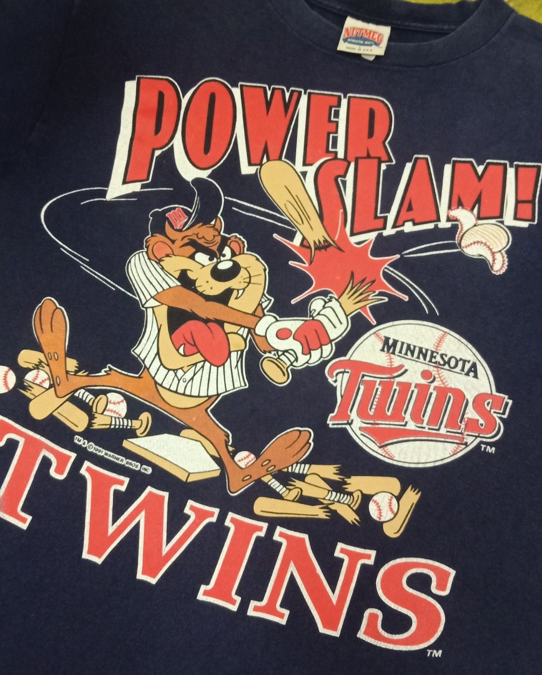 MLB × Nutmeg × Warner Bros Vintage 90s MLB Minnesota Twins x Tasmanian Devil T-shirt Size US L / EU 52-54 / 3 - 11 Thumbnail