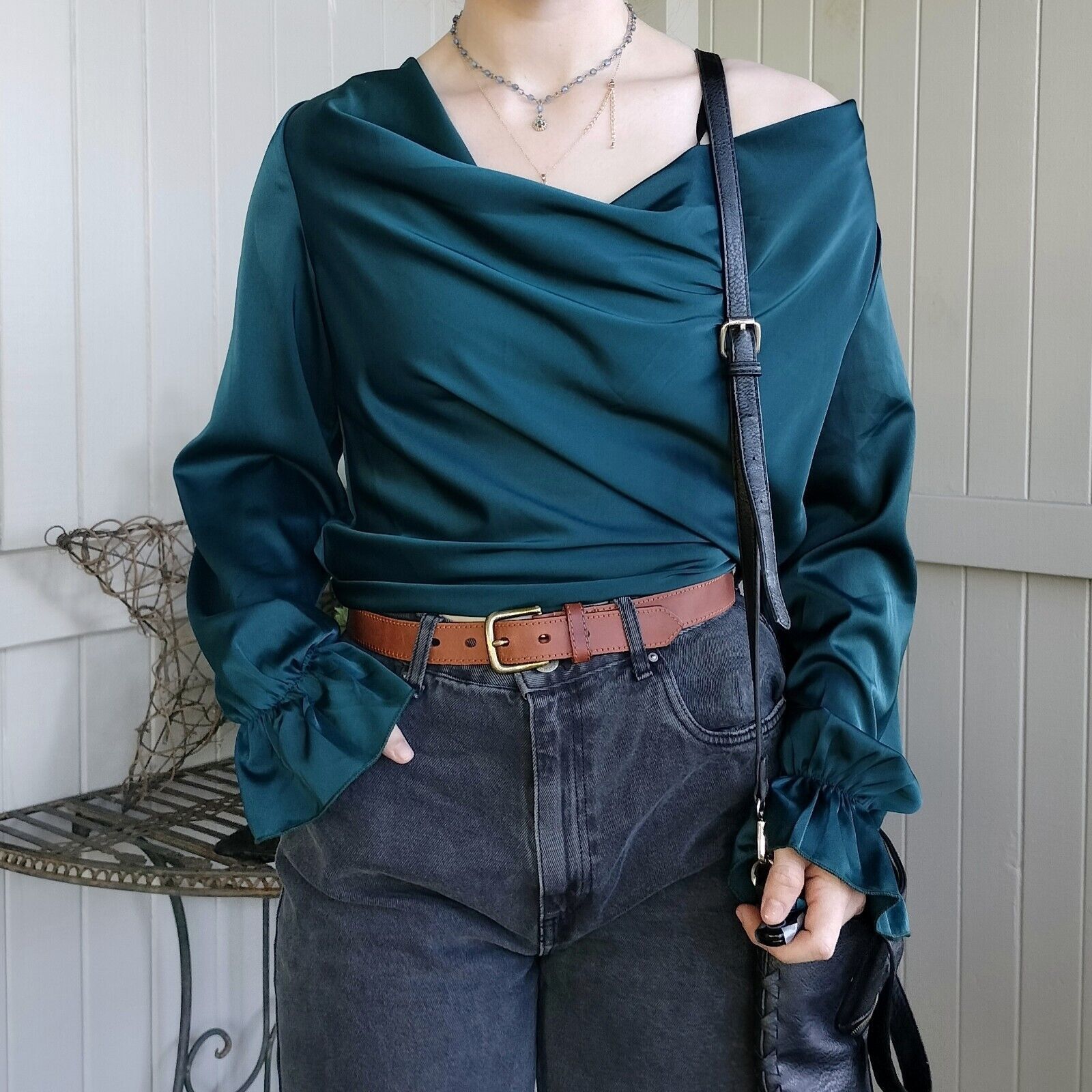 Shein Shein Blouse Top Teal Satin Cowl Neck Flounce Sleeve Size L / US 10 / IT 46 - 2 Thumbnail