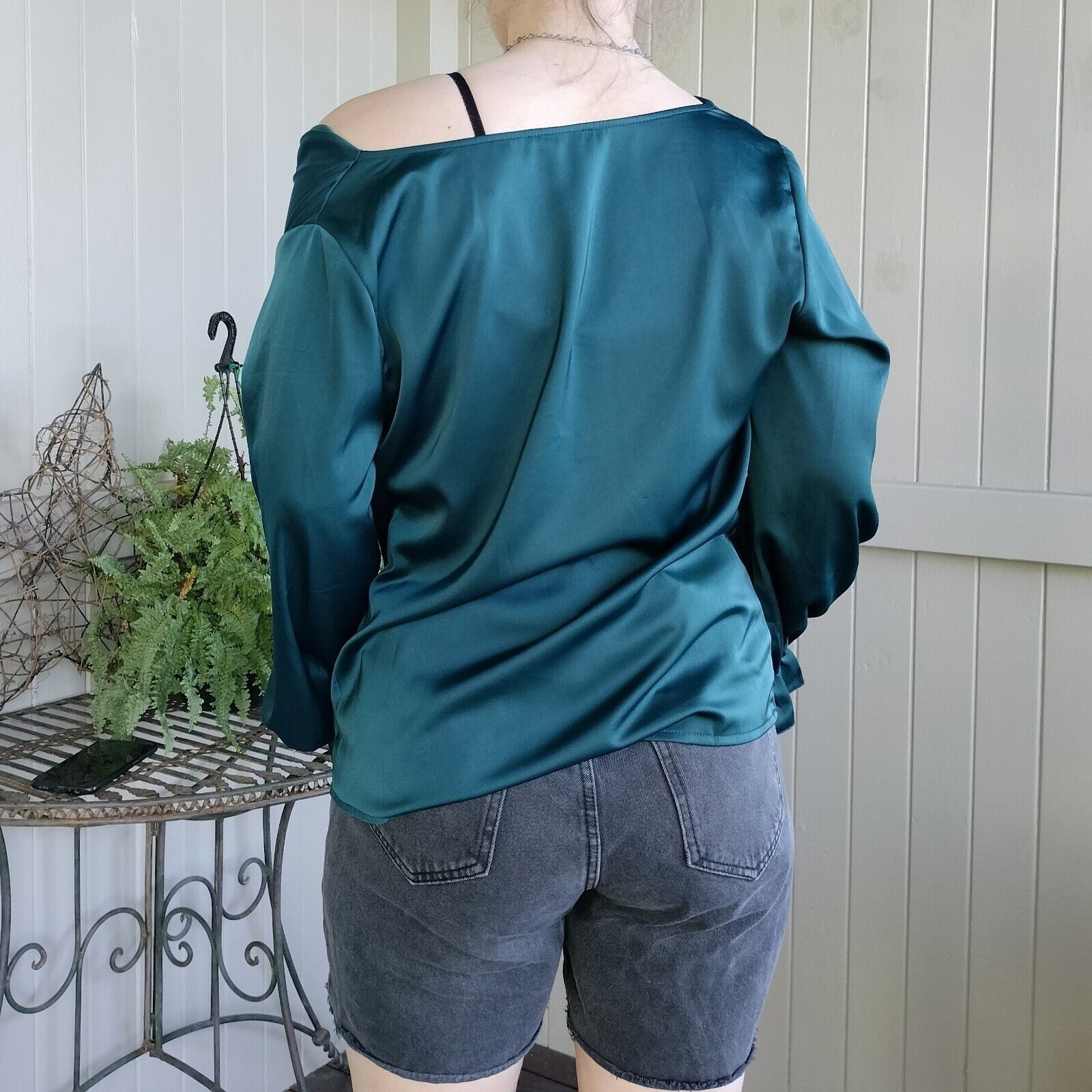 Shein Shein Blouse Top Teal Satin Cowl Neck Flounce Sleeve Size L / US 10 / IT 46 - 5 Thumbnail