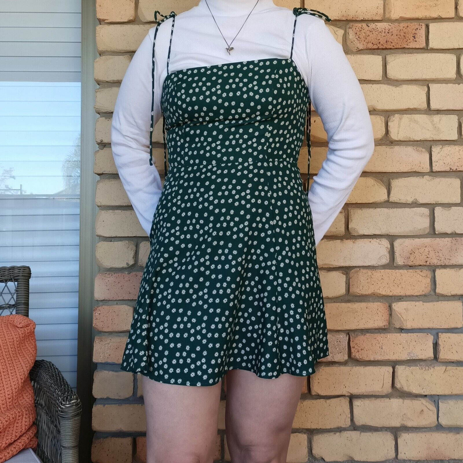 Designer Slide Show Dress Green White Floral Ditsy Mini Shirred Size M / US 6-8 / IT 42-44 - 1 Thumbnail