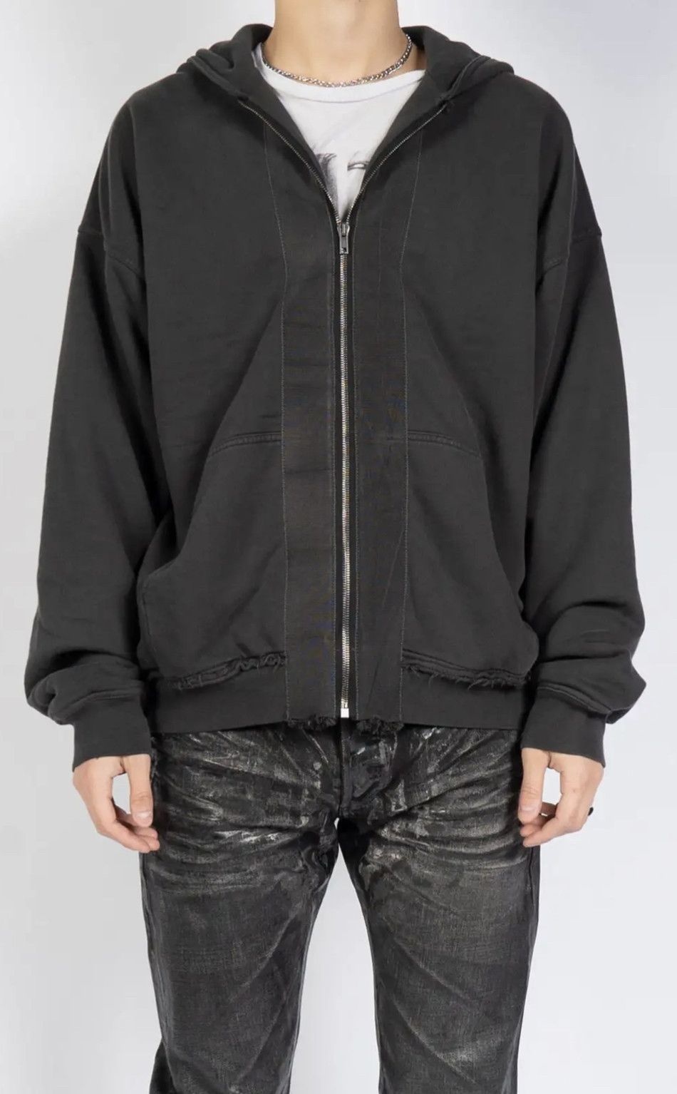 トップス Haider Ackermann Hoodie Haider Ackermann text-print Cotton Hoodie | Black | FARFETCH JO