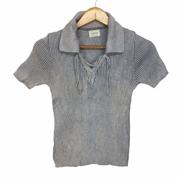 UNITED COLORS of BENETTON Knitwear Sweater Tee Shirt Blouse