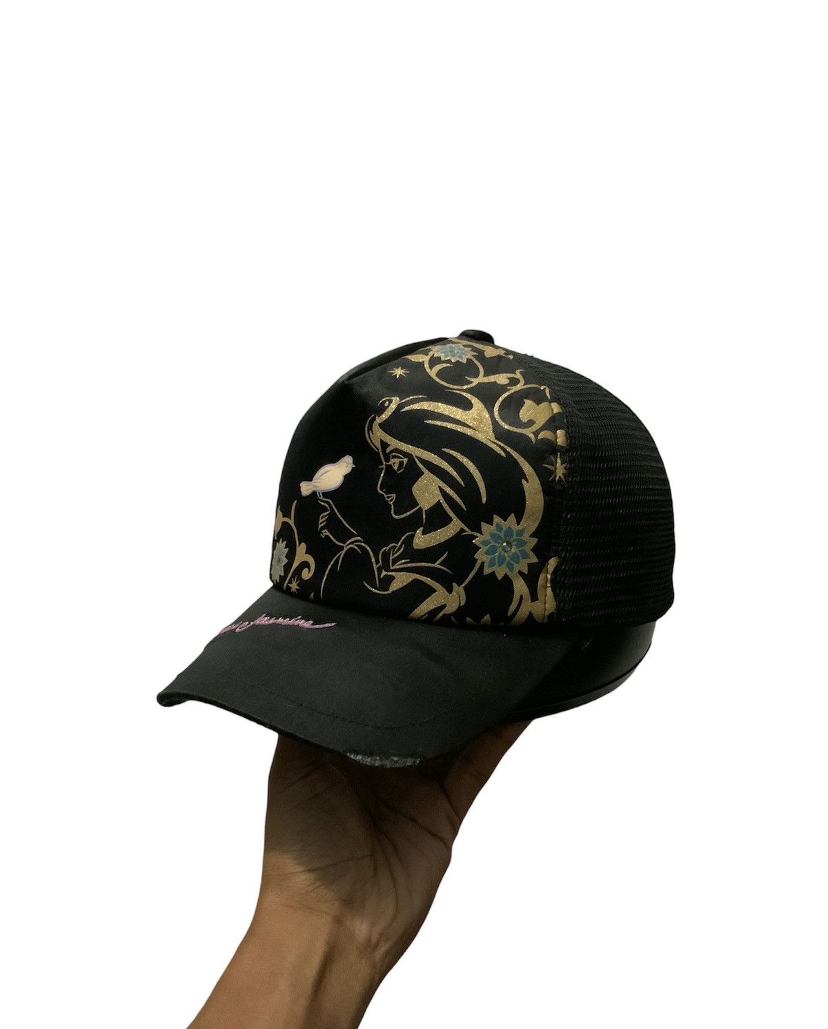 Disney Vintage 90s Princess Jasmine Disney Tokyo Trucker Hat Size ONE SIZE - 1 Thumbnail