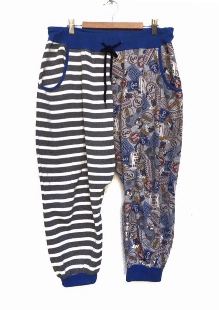 Disney × Japanese Brand 🔥Disney Carton Sweatpants Size US 26 / EU 42 - 1 Thumbnail