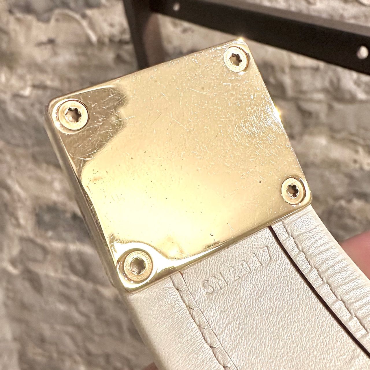 Louis Vuitton Louis Vuitton 2007 Chèvre Beige Suhali S-Lock Bracelet Size ONE SIZE - 11 Thumbnail