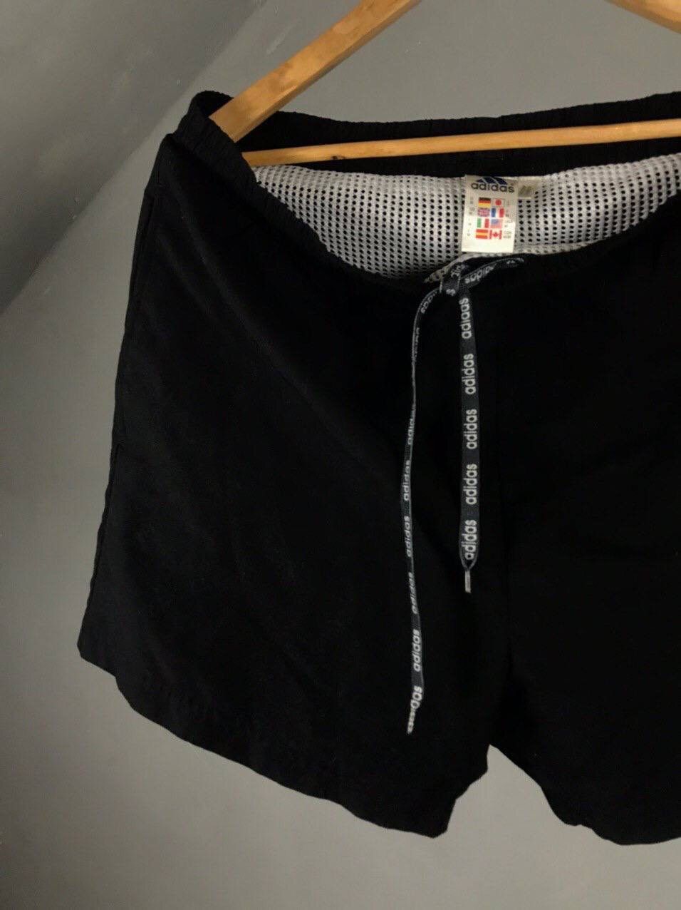 Adidas Adidas Vintage Short Size US 32 / EU 48 - 4 Thumbnail