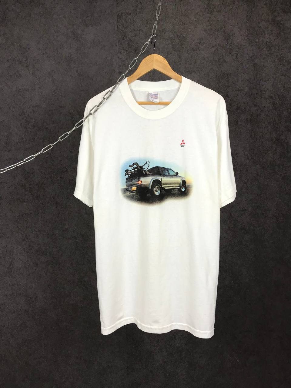 Vintage Mitsubishi L200 vintage racing overprinted tee Size US L / EU 52-54 / 3 - 1 Thumbnail