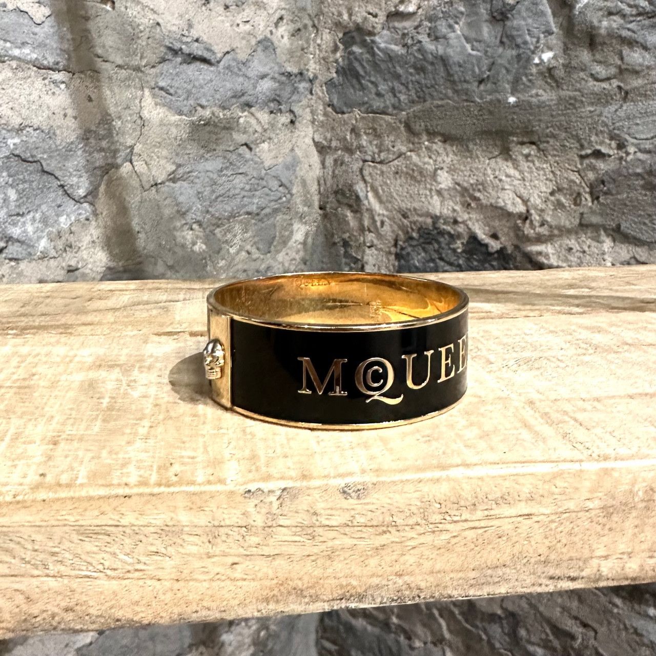 Alexander McQueen Alexander McQueen Black Enamel 3D Logo Bangle Bracelet Size ONE SIZE - 3 Thumbnail