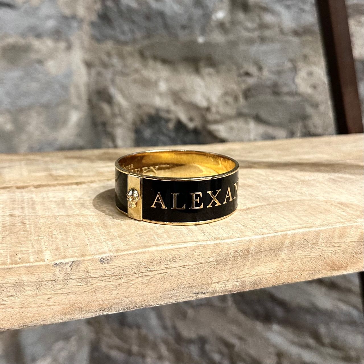 Alexander McQueen Alexander McQueen Black Enamel 3D Logo Bangle Bracelet Size ONE SIZE - 1 Thumbnail