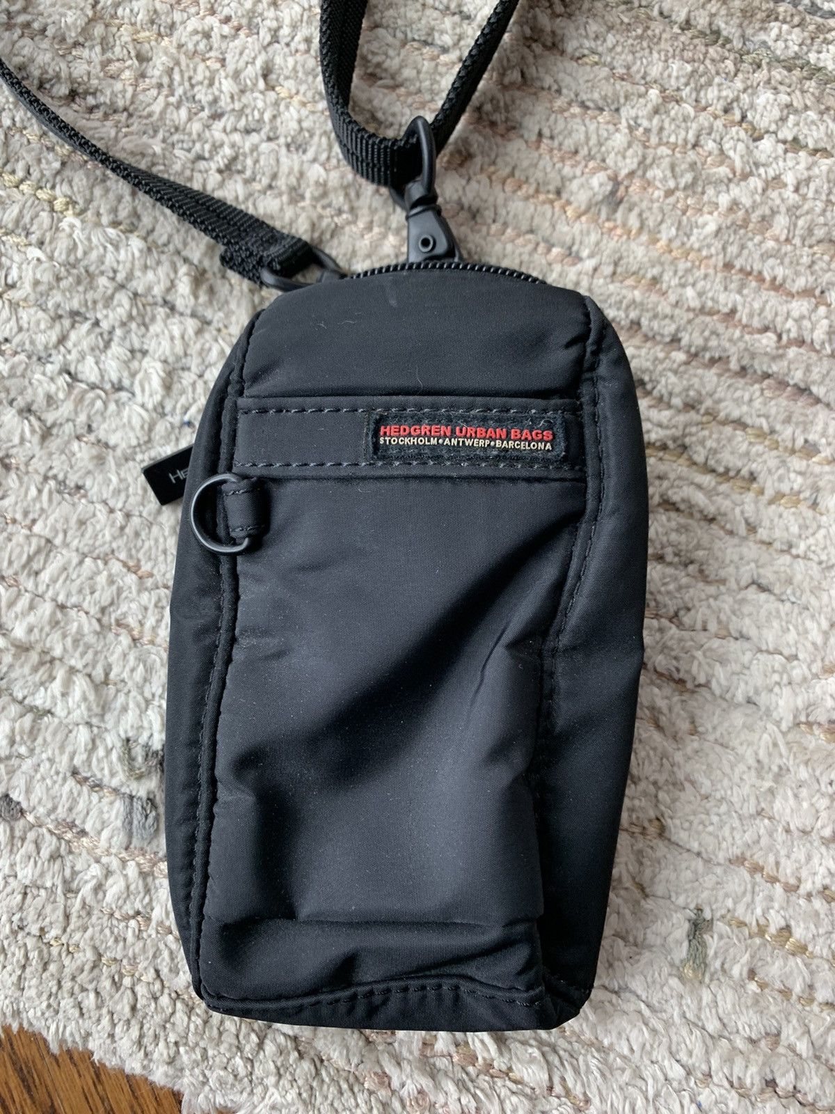 Japanese Brand × Vintage 2000s Tiny Nylon Crossbody Bag Hedgren Urban Y2K Side Sling Size ONE SIZE - 3 Thumbnail