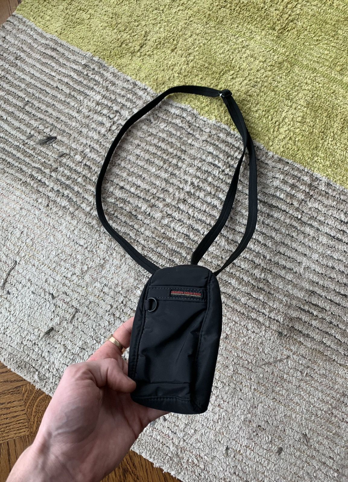 Japanese Brand × Vintage 2000s Tiny Nylon Crossbody Bag Hedgren Urban Y2K Side Sling Size ONE SIZE - 1 Thumbnail