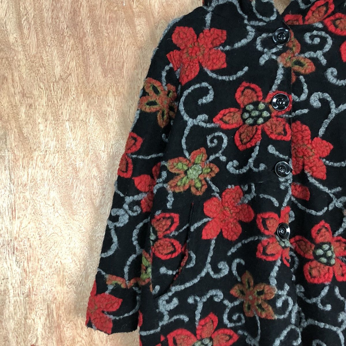 Japanese Brand × Vintage Vintage Wool Cardigan Flower Print Made In Italy Size US L / EU 52-54 / 3 - 7 Thumbnail