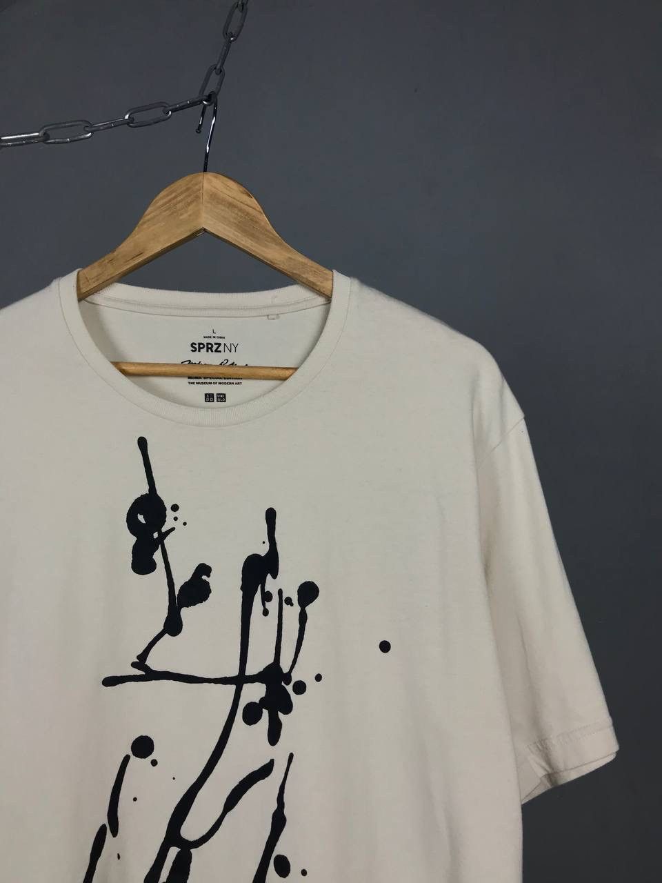 Uniqlo Uniqlo X The Museum of modern art x SPRZNY streetwear tee Size US L / EU 52-54 / 3 - 2 Thumbnail