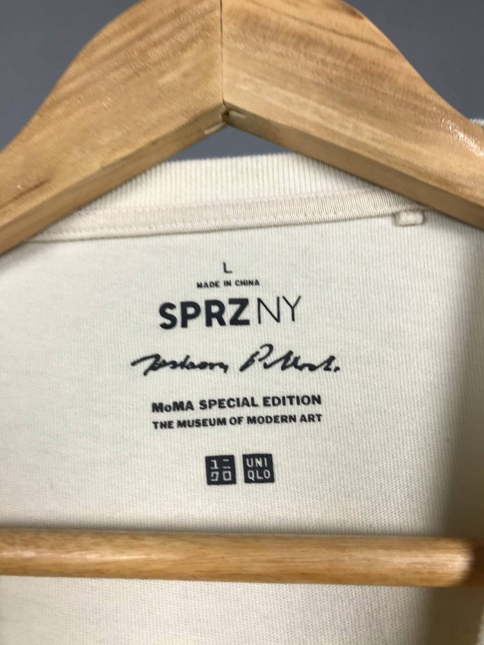 Uniqlo Uniqlo X The Museum of modern art x SPRZNY streetwear tee Size US L / EU 52-54 / 3 - 4 Thumbnail
