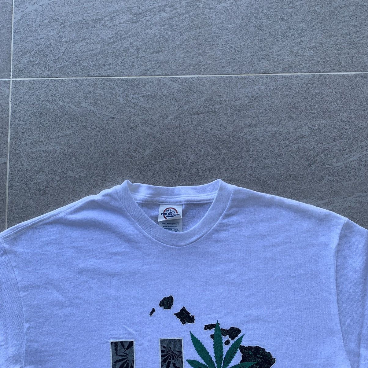 Delta HAWAII ISLAND t shirt spell out big logo. CANNABIS MARIJUANA Size US M / EU 48-50 / 2 - 6 Thumbnail