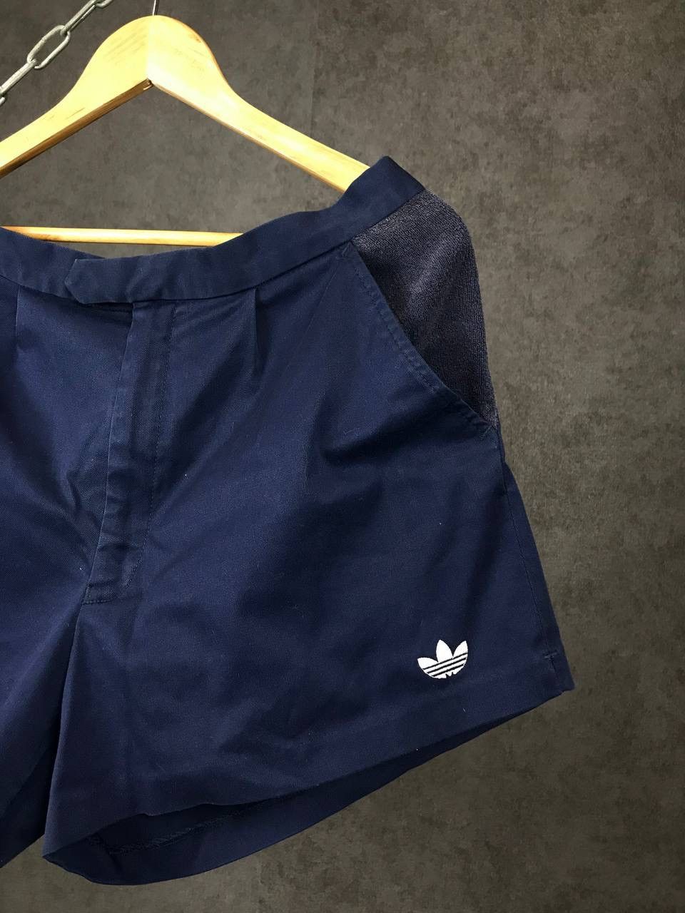 Adidas × Vintage Adidas vintage streetwear shorts Size US 36 / EU 52 - 2 Thumbnail