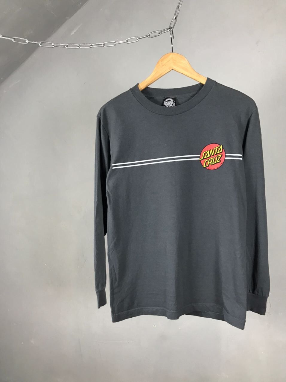 Santa Cruz Skateboards × Welcome Design Store Santa Cruz skateboards longsleeve Size US S / EU 44-46 / 1 - 1 Thumbnail