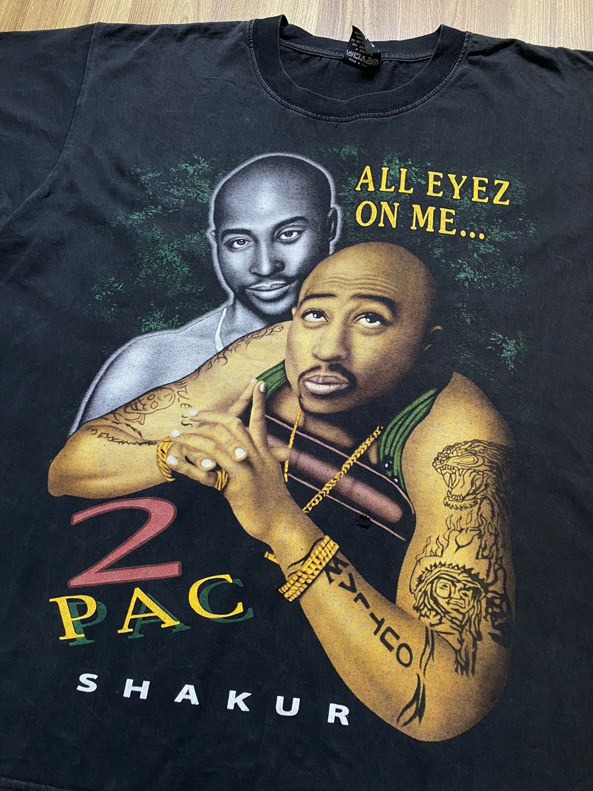 Band Tees Vintage Tupac Shakur 2pac All Eyez On Me T Shirt Snoop Dogg Size US XL / EU 56 / 4 - 2 Thumbnail