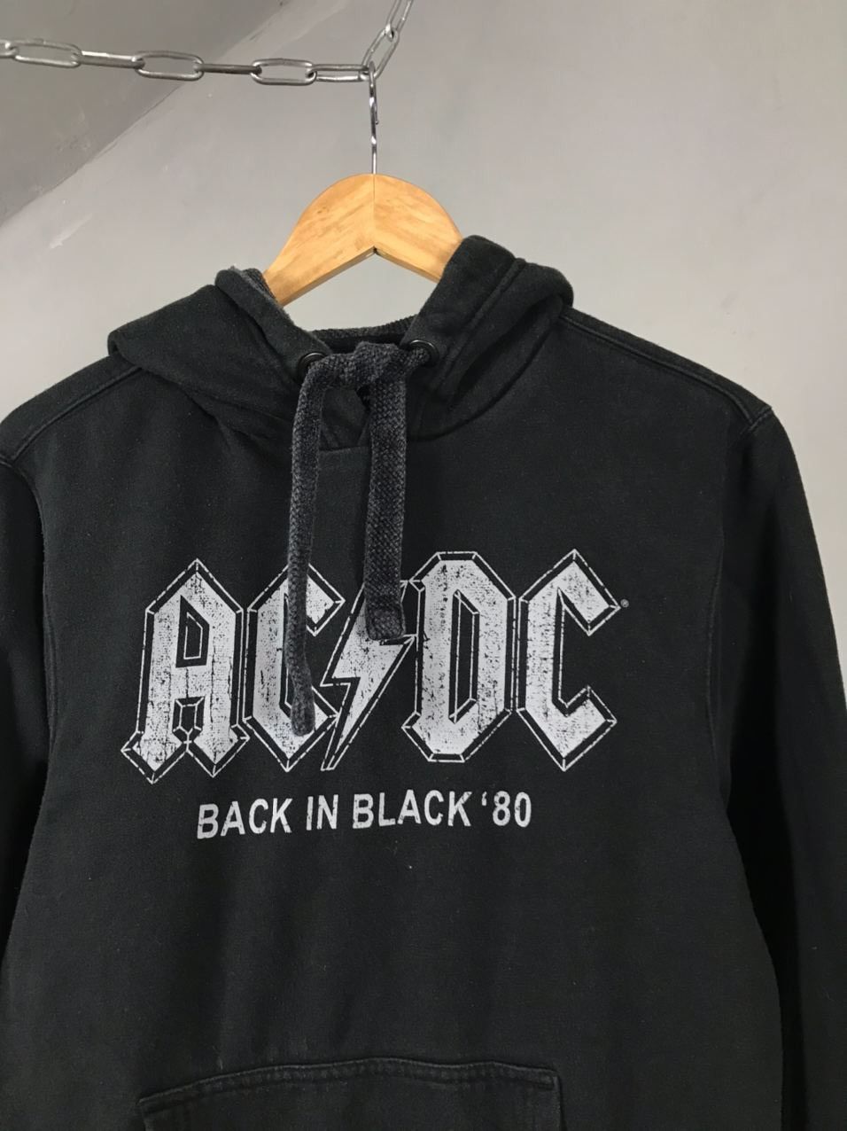 AC/DC × Band Tees × Vintage AC/DC vintage rock band hoodie Size US S / EU 44-46 / 1 - 2 Thumbnail