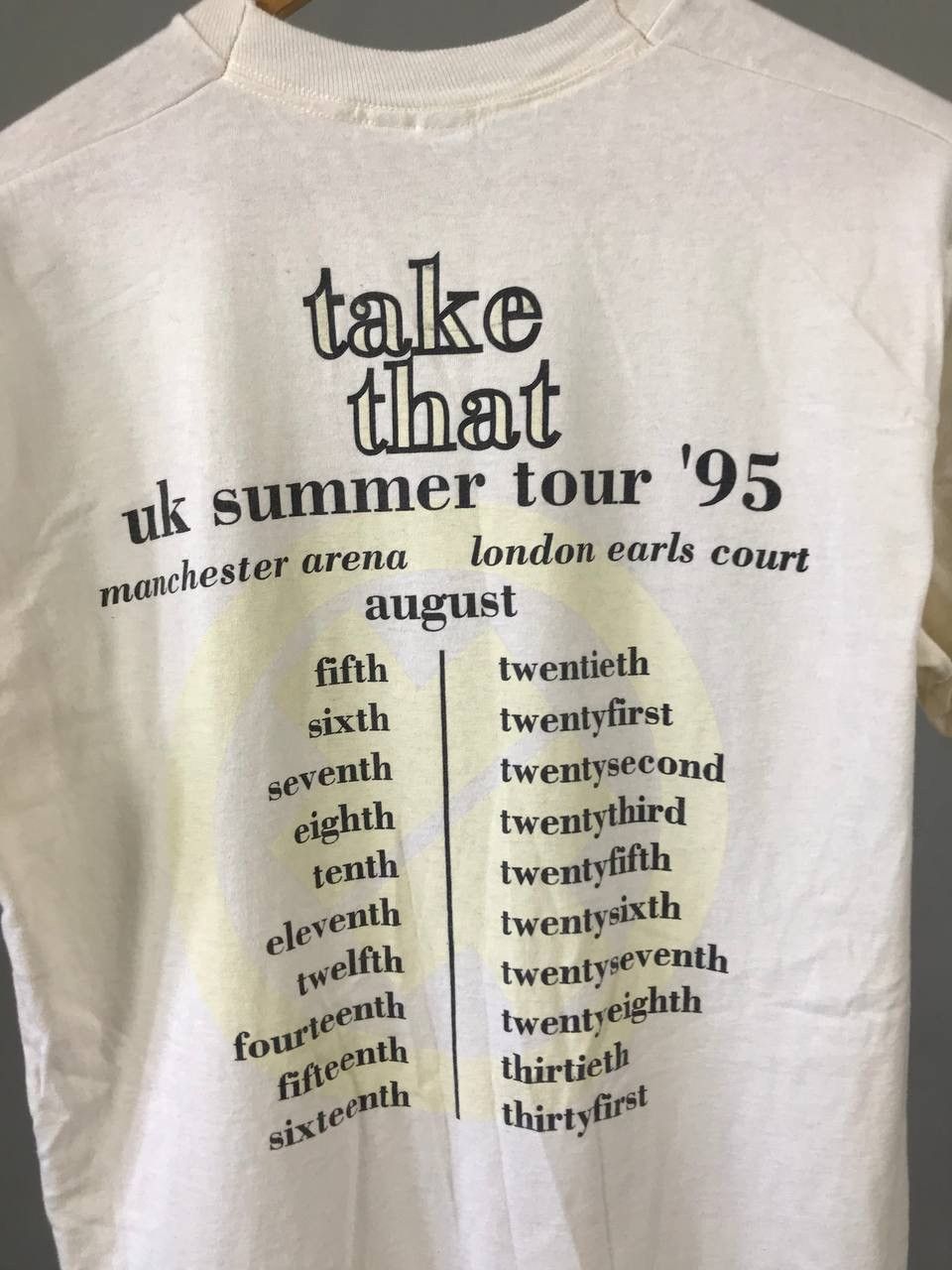 Band Tees Take That 1995 vintage rock band tour tee Size US M / EU 48-50 / 2 - 6 Thumbnail