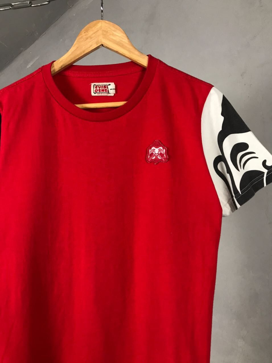 Evisu Evisu Genes small logo Japanese brand red tee Size US M / EU 48-50 / 2 - 2 Thumbnail