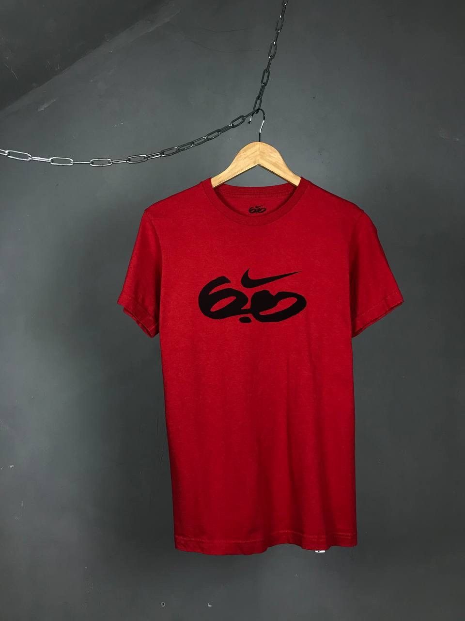 Nike Nike swoosh streetwear vintage overprinted center logo tee Size US XS / EU 42 / 0 - 1 Thumbnail