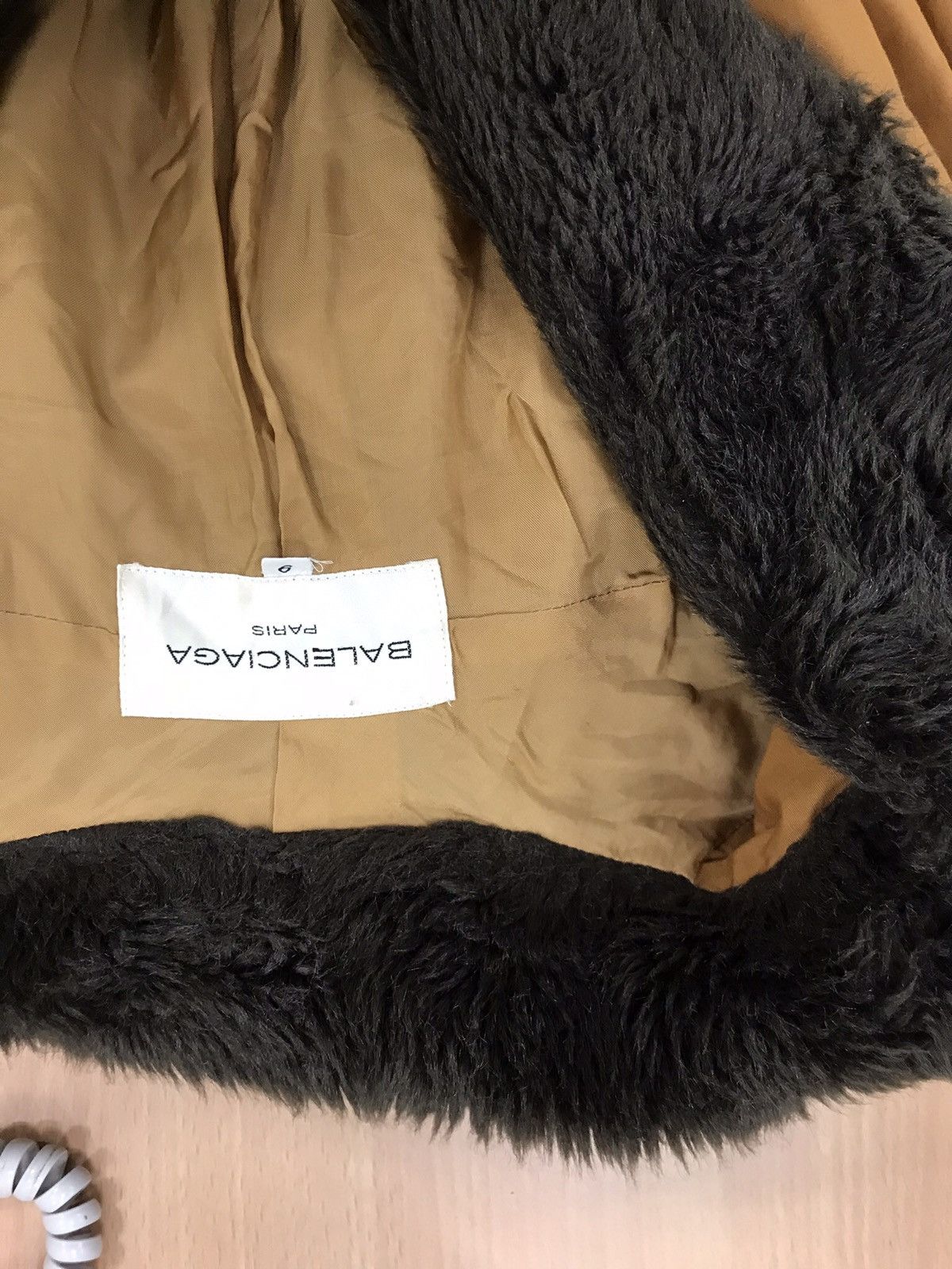 Balenciaga BALENCIAGA Luxury Faux Fur Coat Size XL / US 12-14 / IT 48-50 - 22 Thumbnail