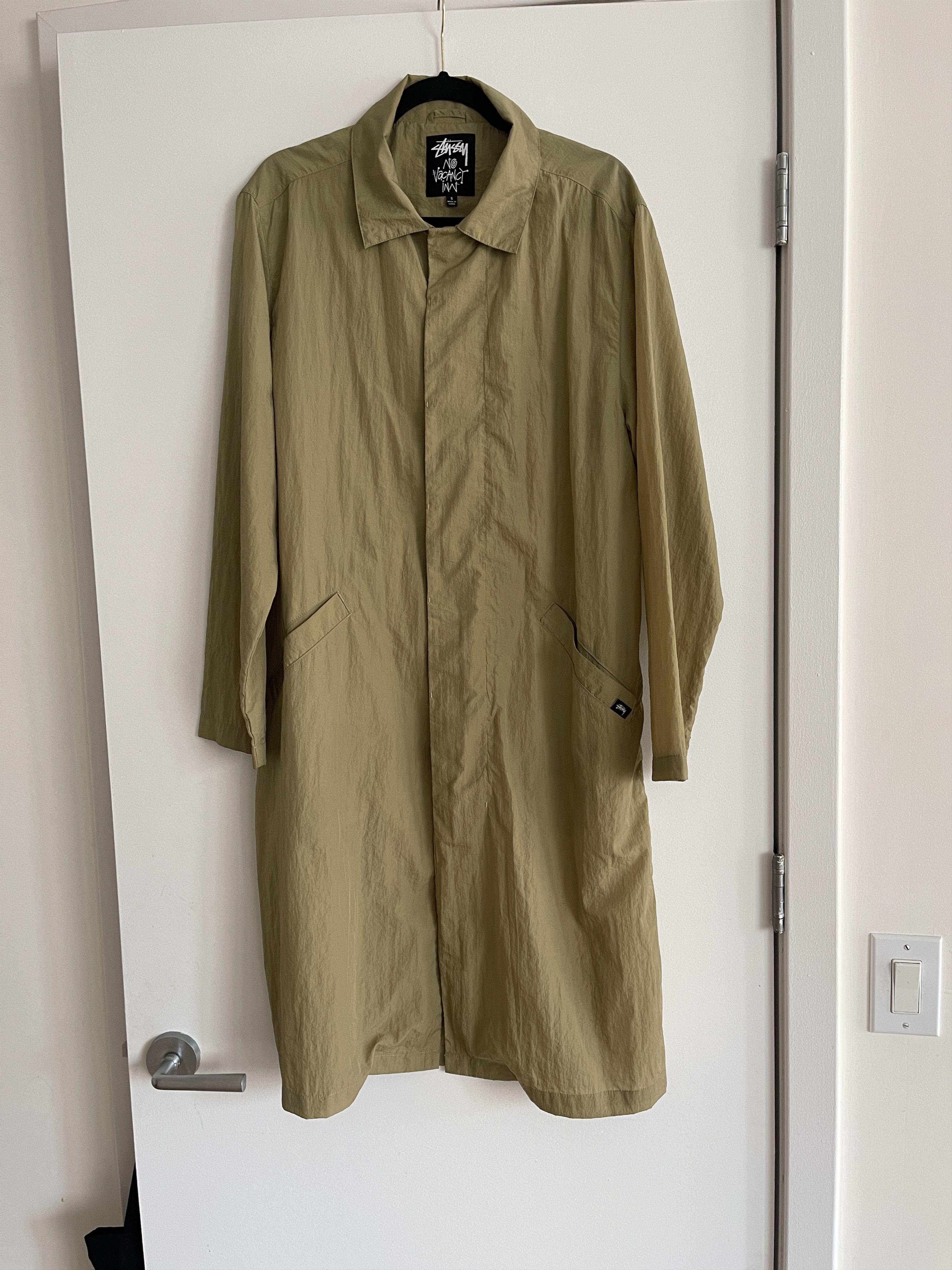 Stussy STÜSSY x No Vacancy Inn LIGHT WEIGHT COAT | Grailed