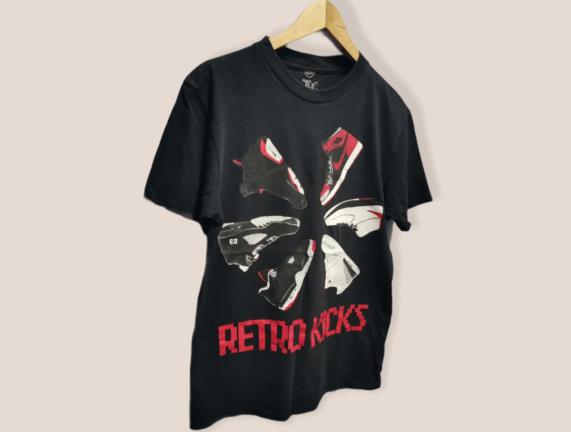 Other The Holy Couture Retro Kicks Tees 💥 Nice Design 💥 Size US M / EU 48-50 / 2 - 3 Thumbnail