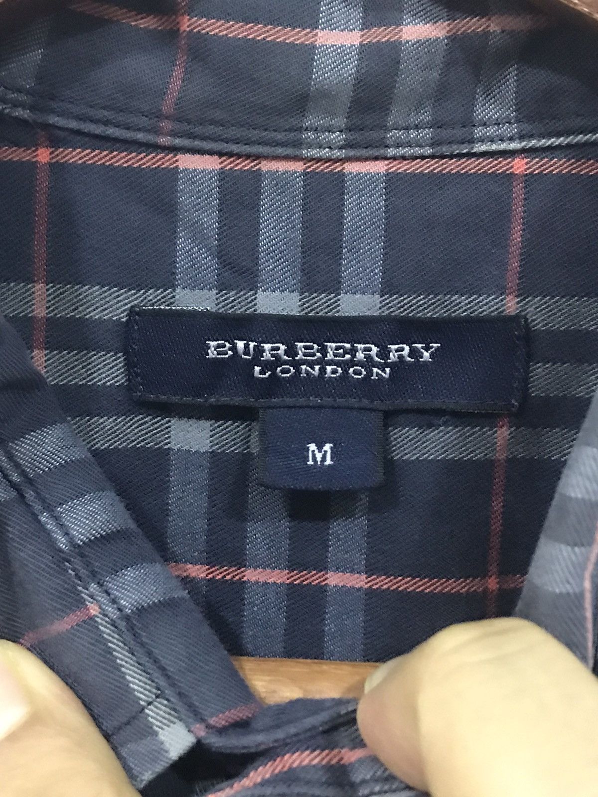 Burberry Burberry London Shirt Size US M / EU 48-50 / 2 - 4 Thumbnail