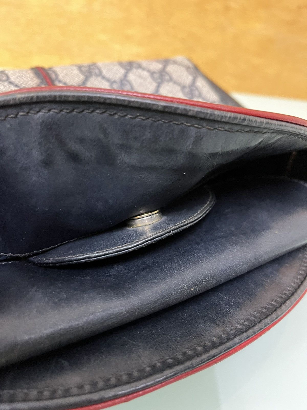 Gucci Authentic Vintage GUCCI Sling bag Size ONE SIZE - 16 Thumbnail