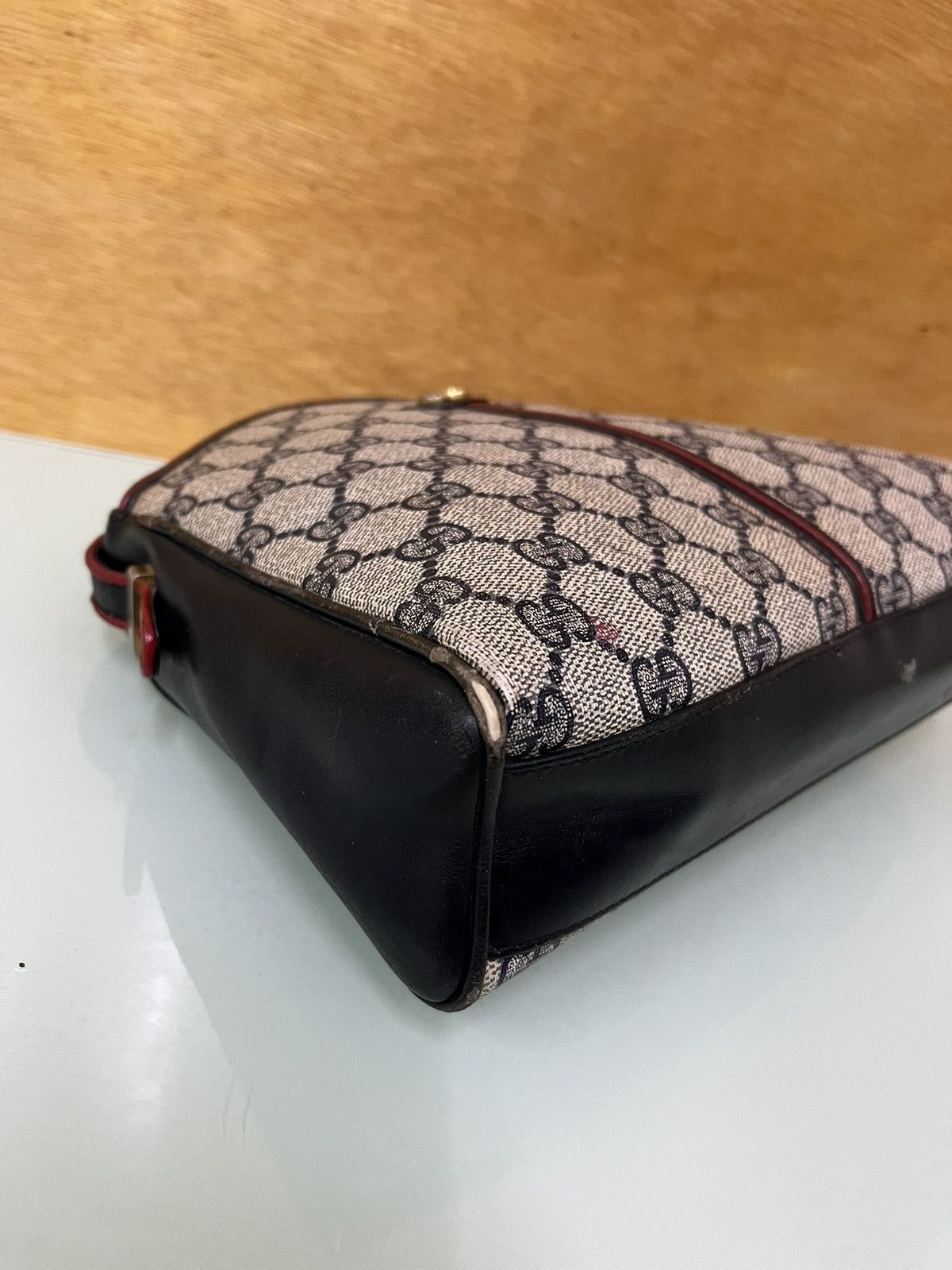 Gucci Authentic Vintage GUCCI Sling bag Size ONE SIZE - 11 Thumbnail