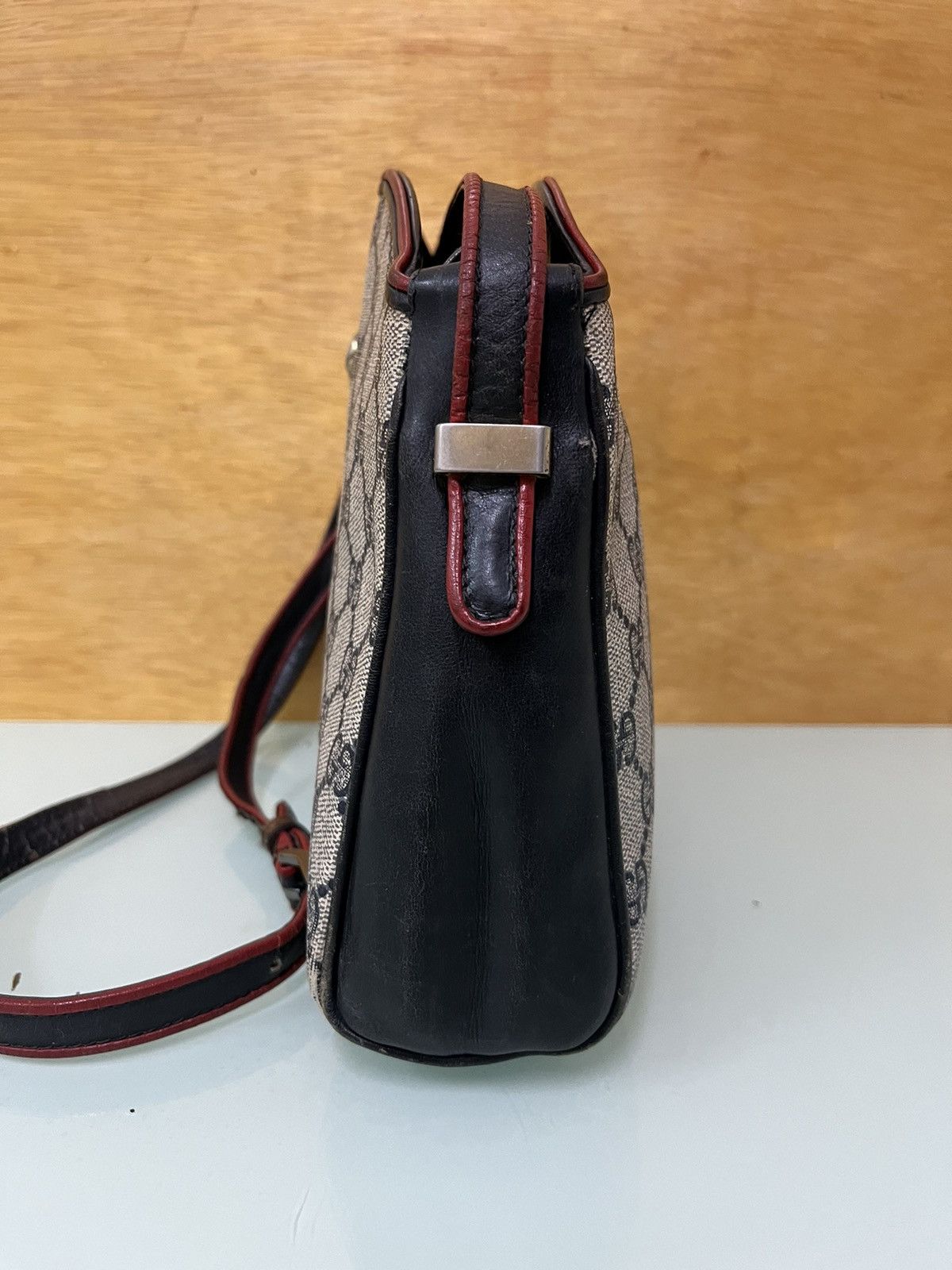 Gucci Authentic Vintage GUCCI Sling bag Size ONE SIZE - 7 Thumbnail