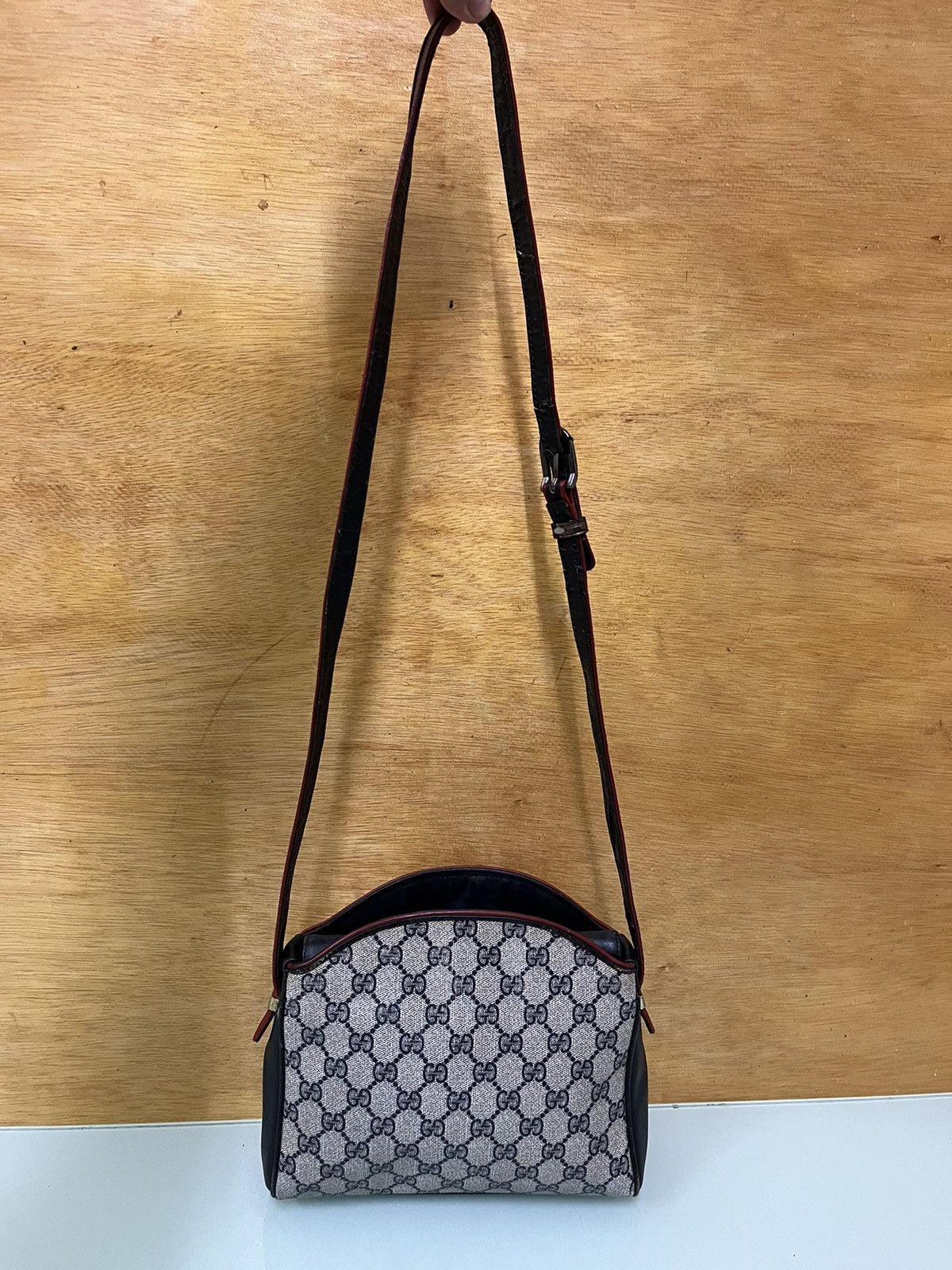 Gucci Authentic Vintage GUCCI Sling bag Size ONE SIZE - 20 Thumbnail